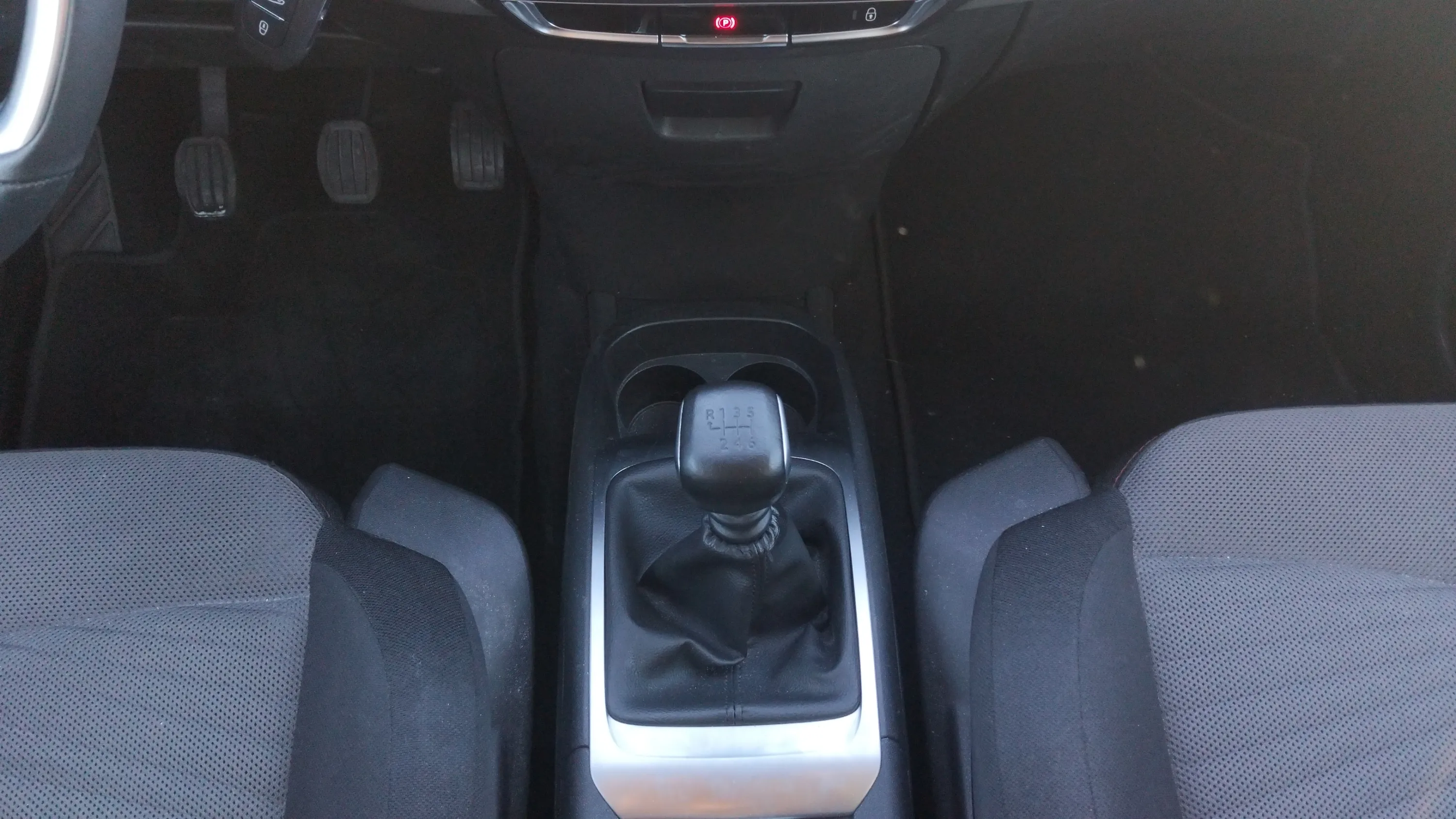 Citroën Grand C4 SpaceTourer PureTech Shine - foto 21