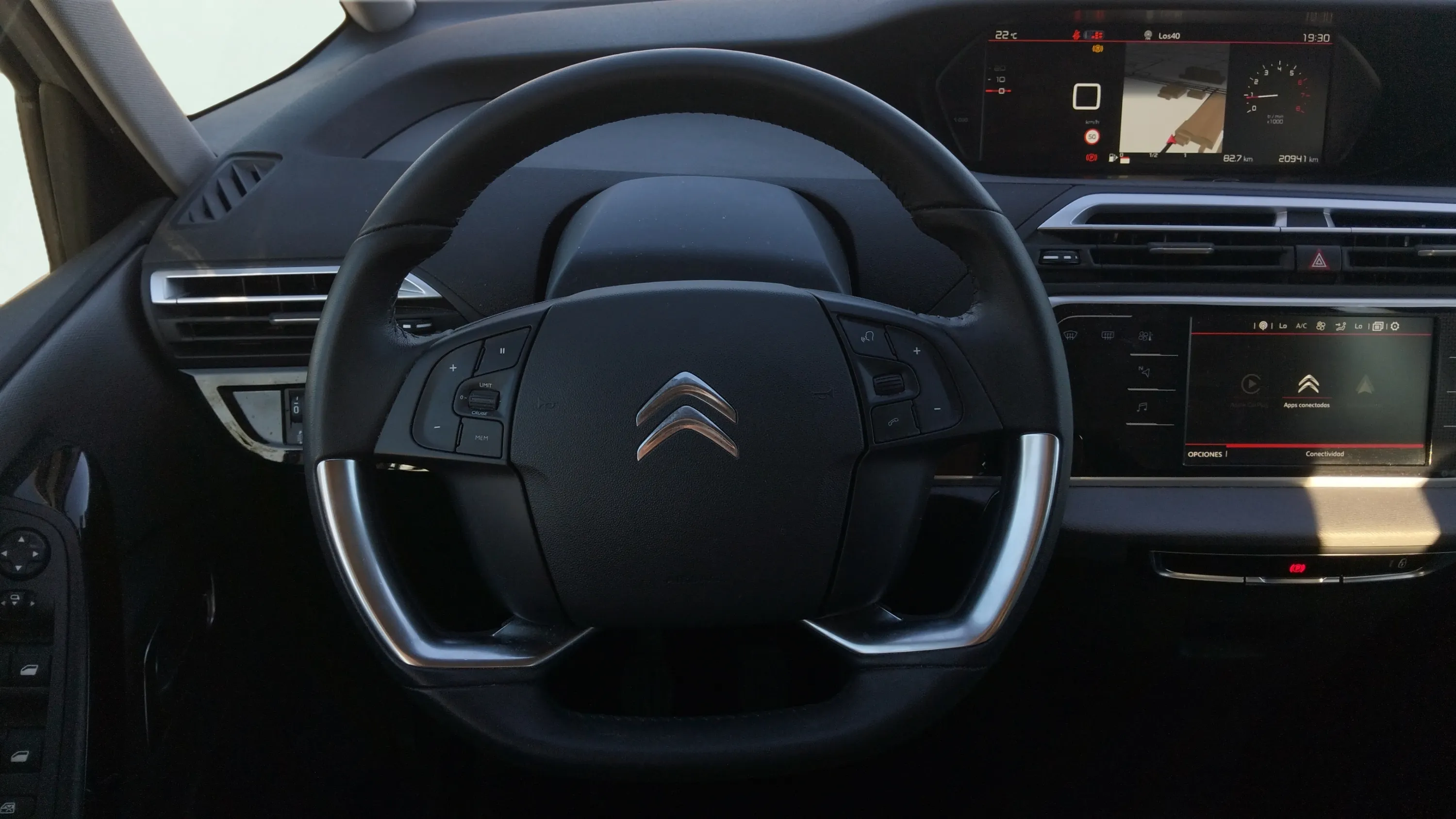 Citroën Grand C4 SpaceTourer PureTech Shine - foto 11