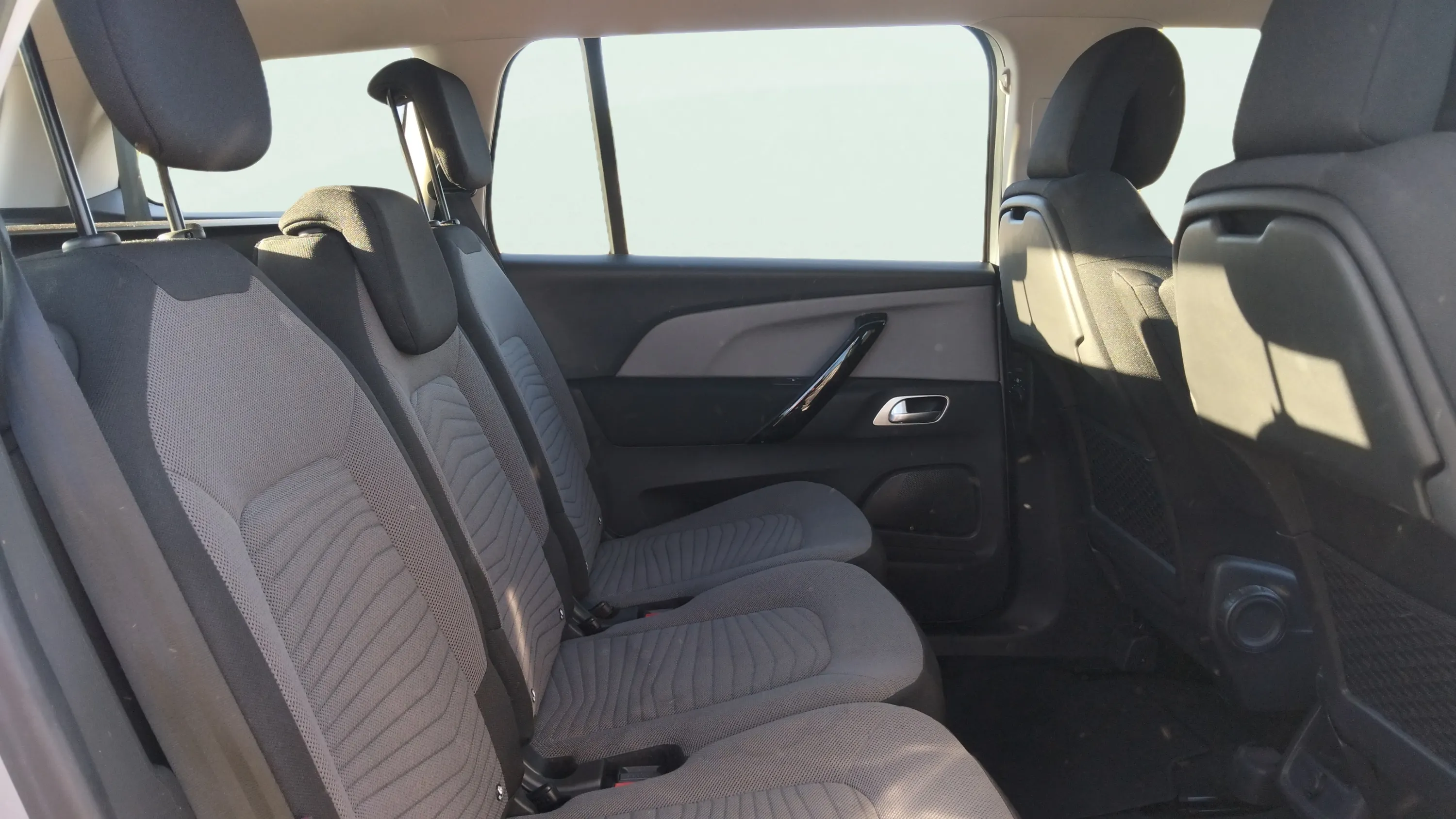 Citroën Grand C4 SpaceTourer PureTech Shine - foto 22