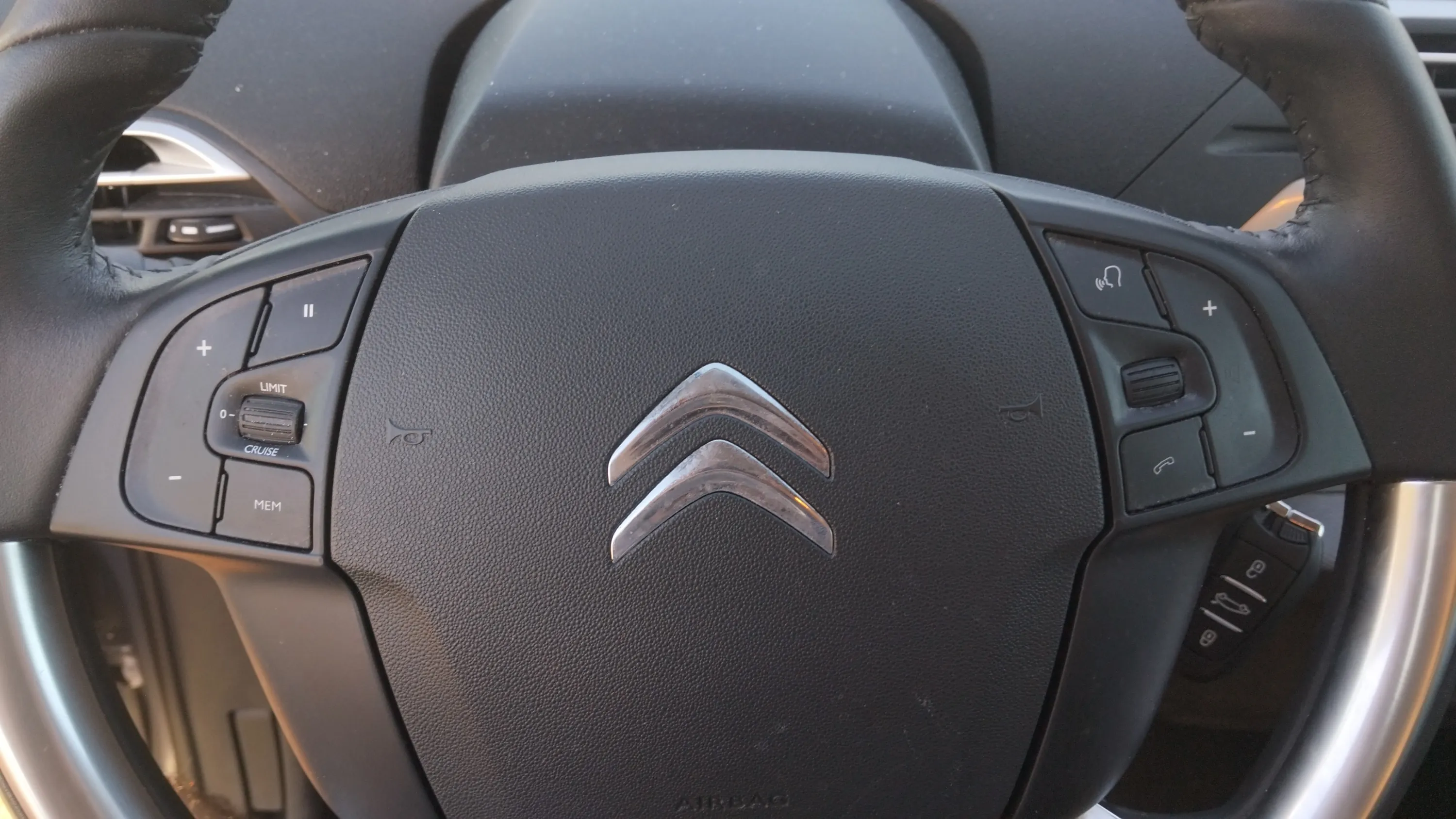 Citroën Grand C4 SpaceTourer PureTech Shine - foto 10