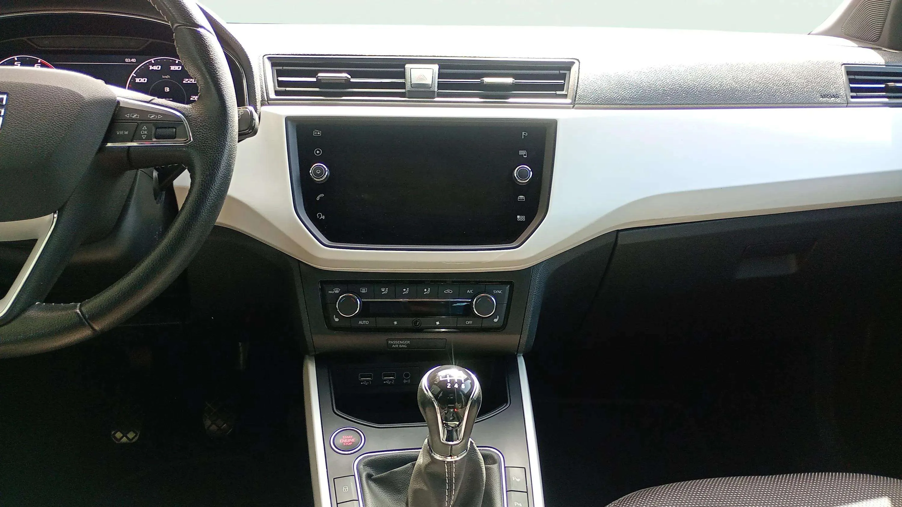 SEAT Arona 1.0 TSI Xcellence Ecomotive - foto 8