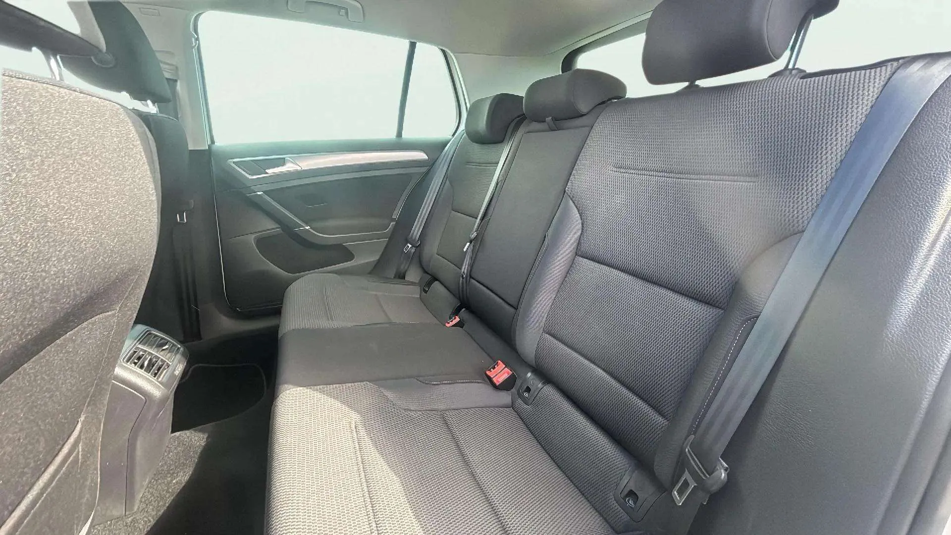 Volkswagen Golf Advance 1.4 TSI - foto 15