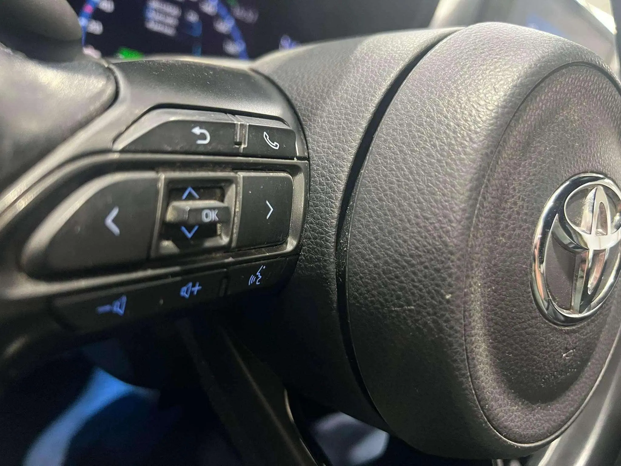 Toyota Yaris Cross 1.5 120H Premiere Edition - foto 11