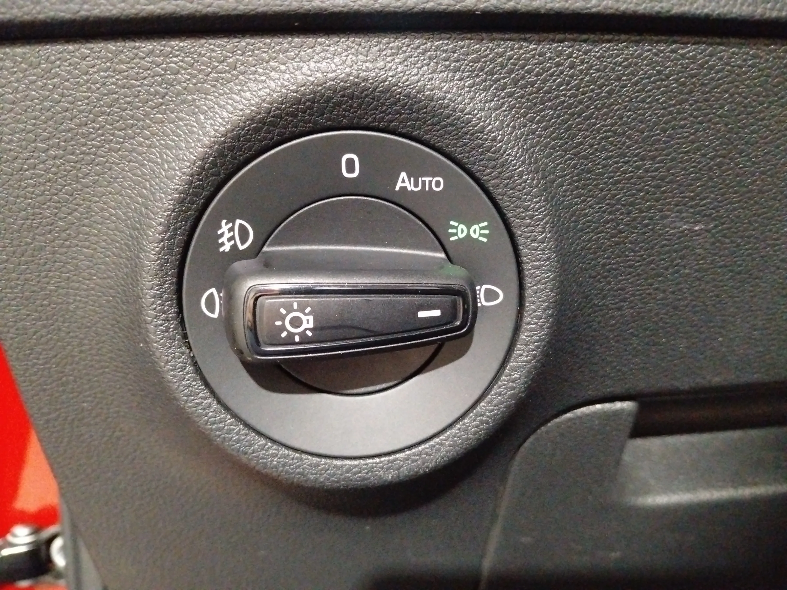 Škoda Karoq 1.5 TSI DSG ACT 125 Aniv - foto 25