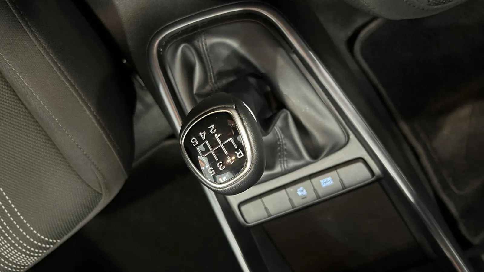 Hyundai Bayon 1.0 T-GDi 48V SLX - foto 10