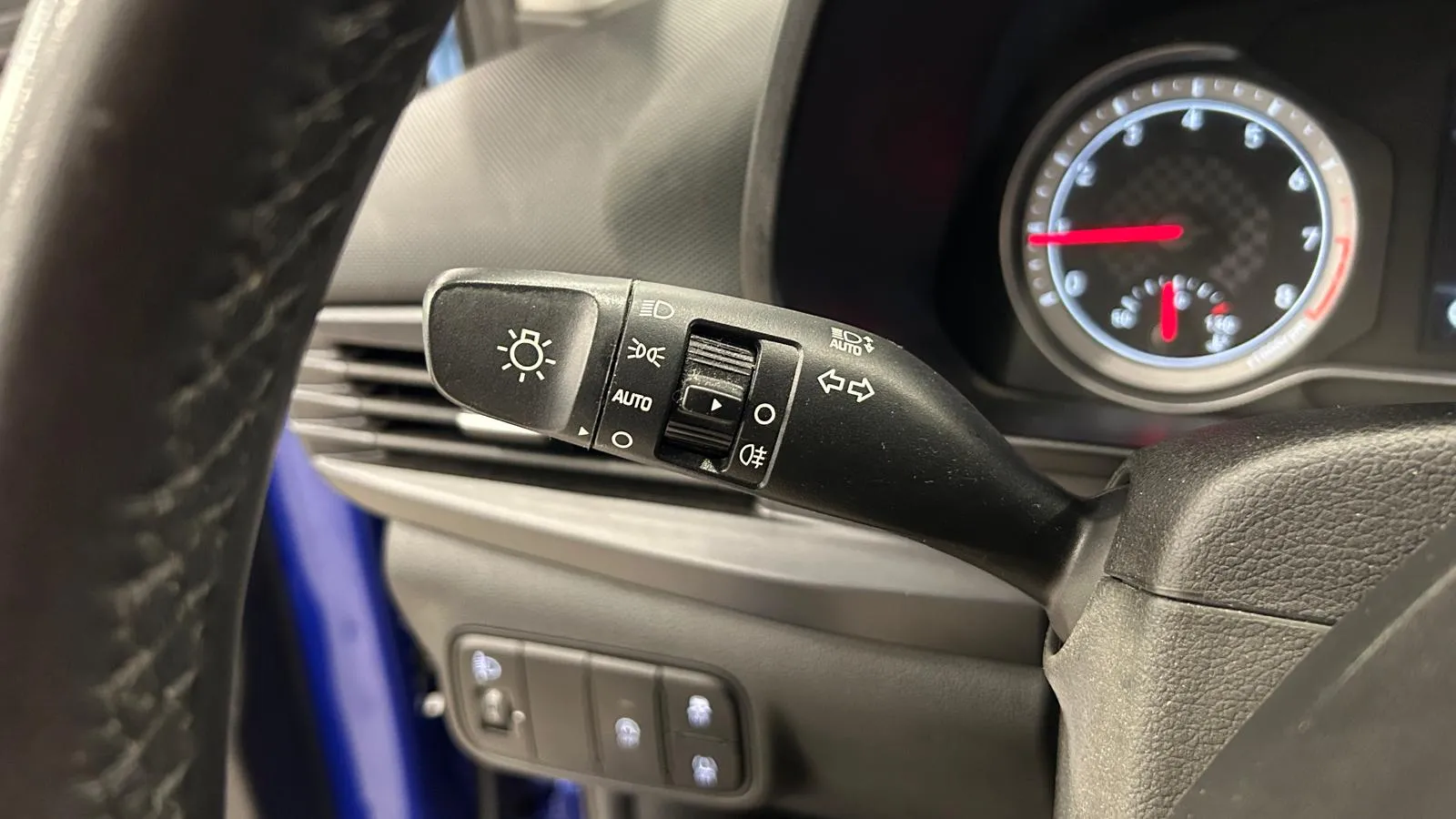 Hyundai Bayon 1.0 T-GDi 48V SLX - foto 23