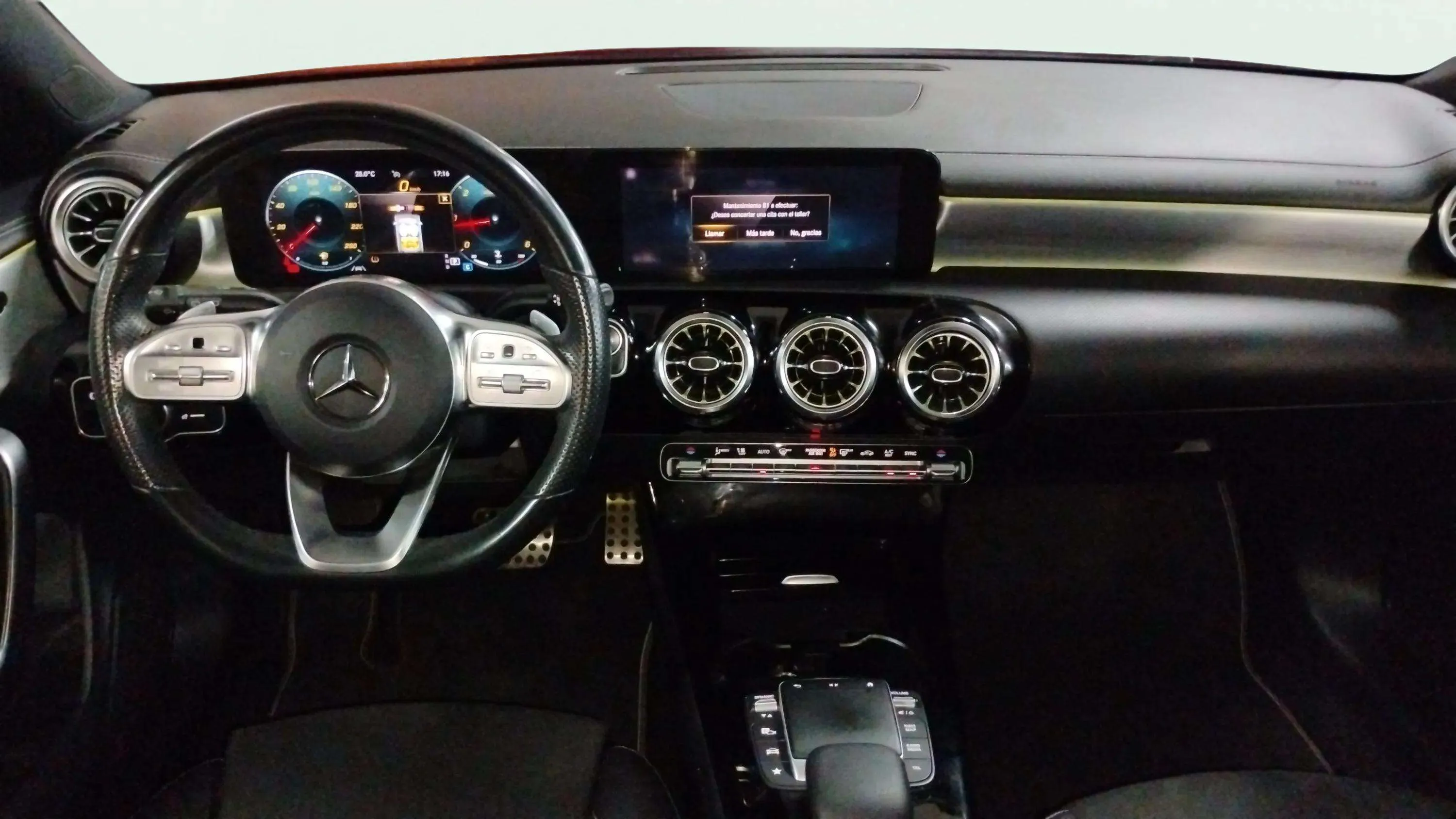 Mercedes-Benz CLA 220 D DCT Shooting Brake - foto 15