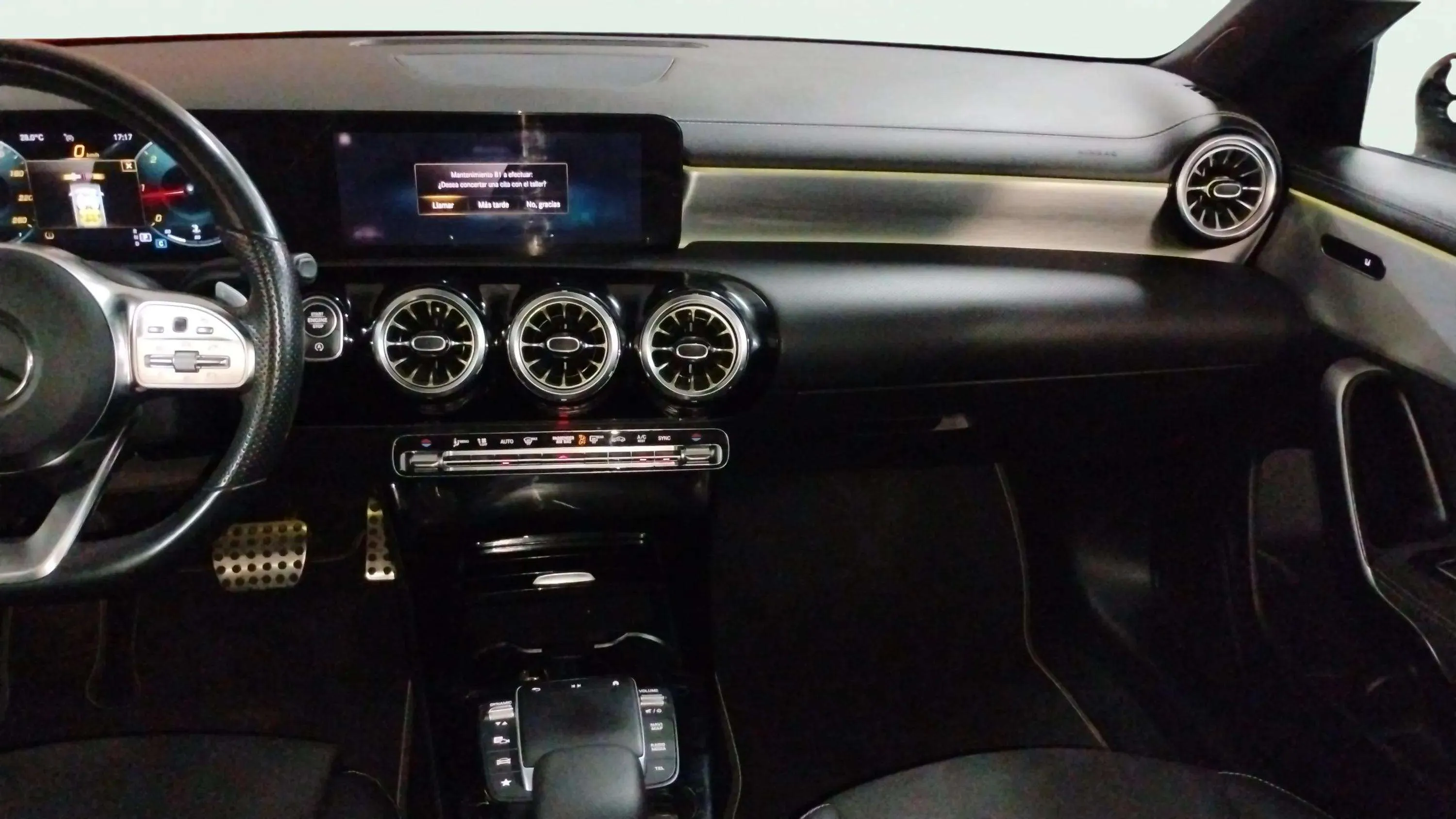 Mercedes-Benz CLA 220 D DCT Shooting Brake - foto 16