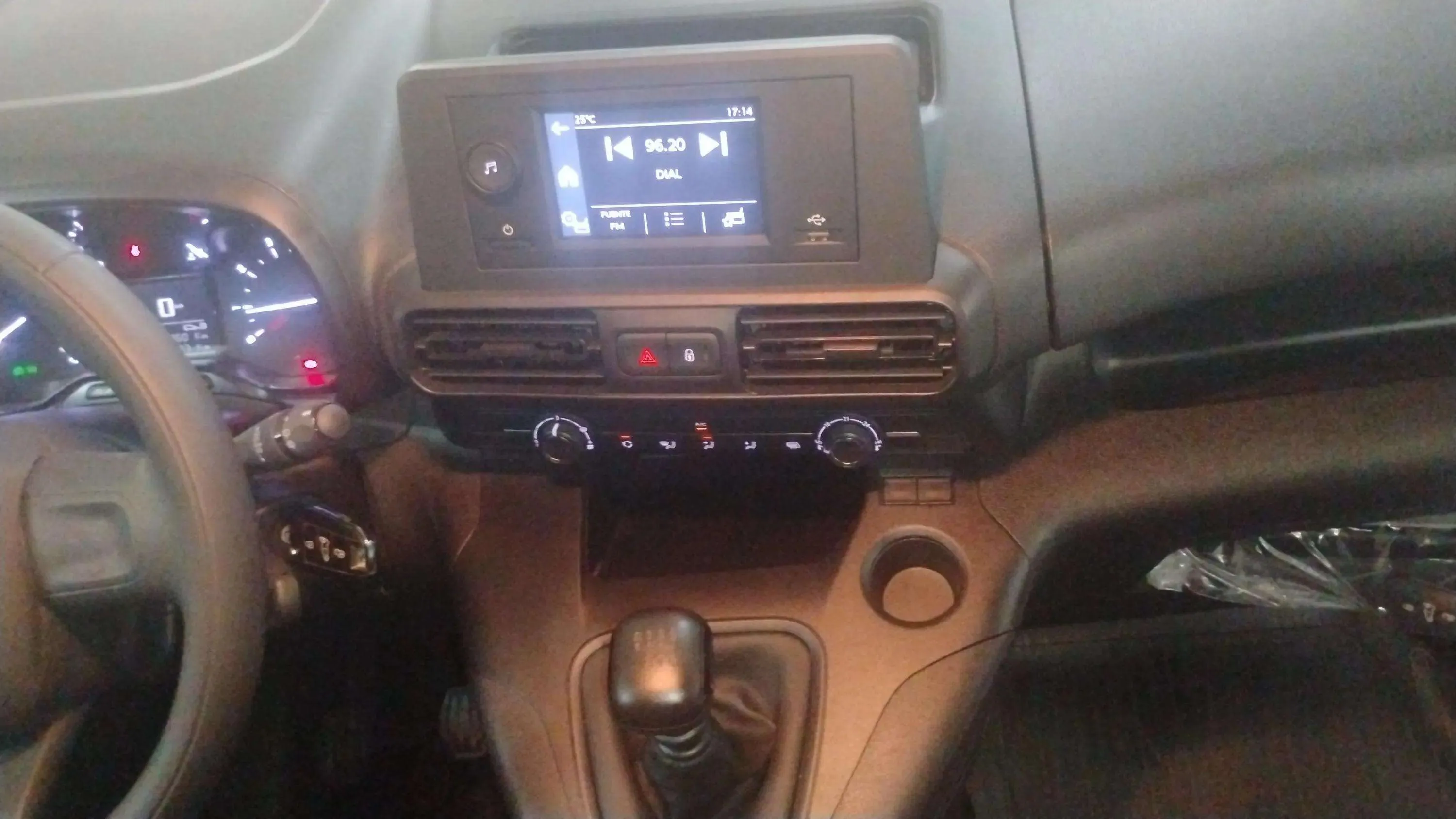 Toyota Proace City Combi N1 L2 1.5D GX - foto 14