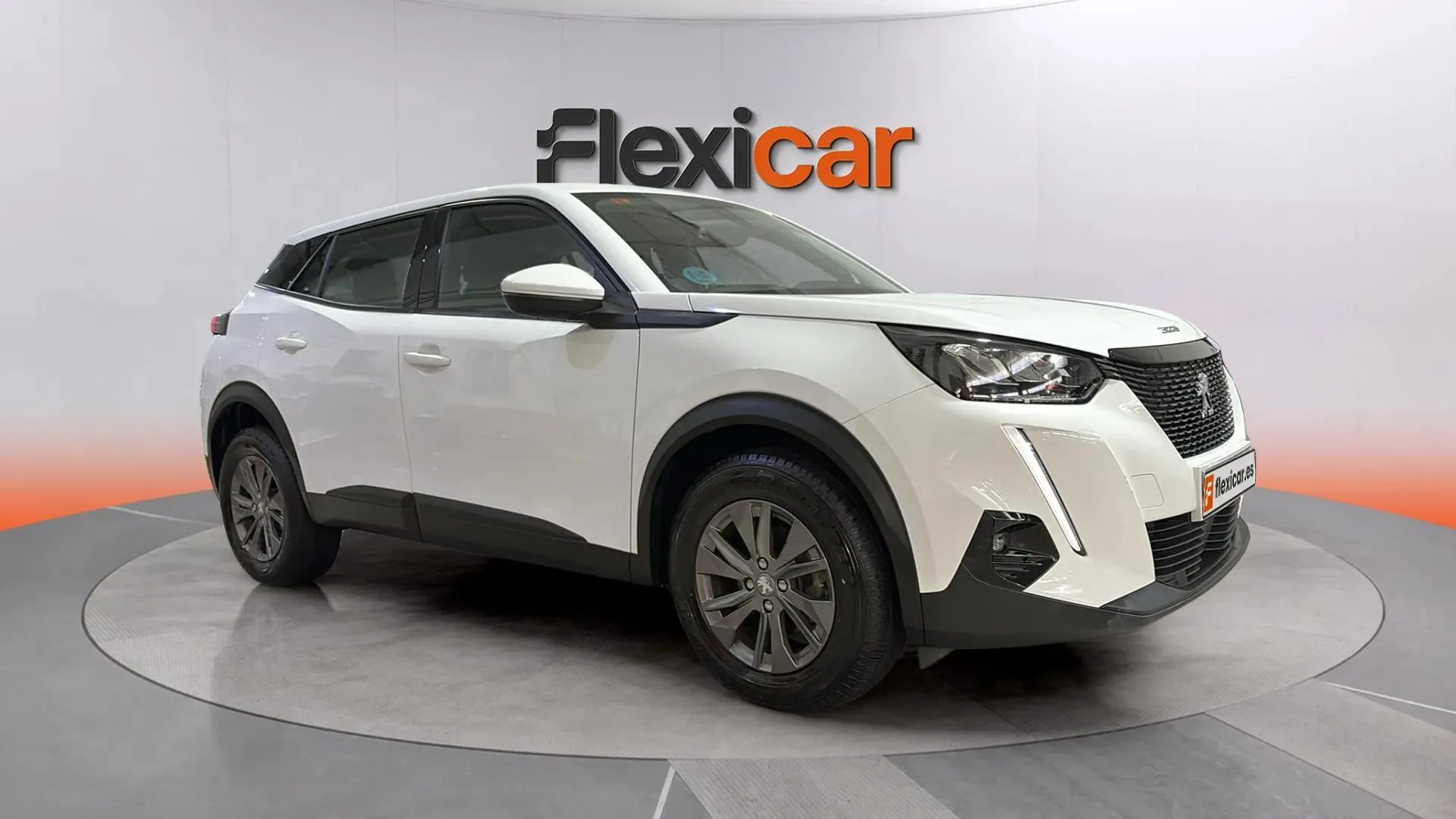 Peugeot 2008 Active PureTech 100 BVM6 - foto 1