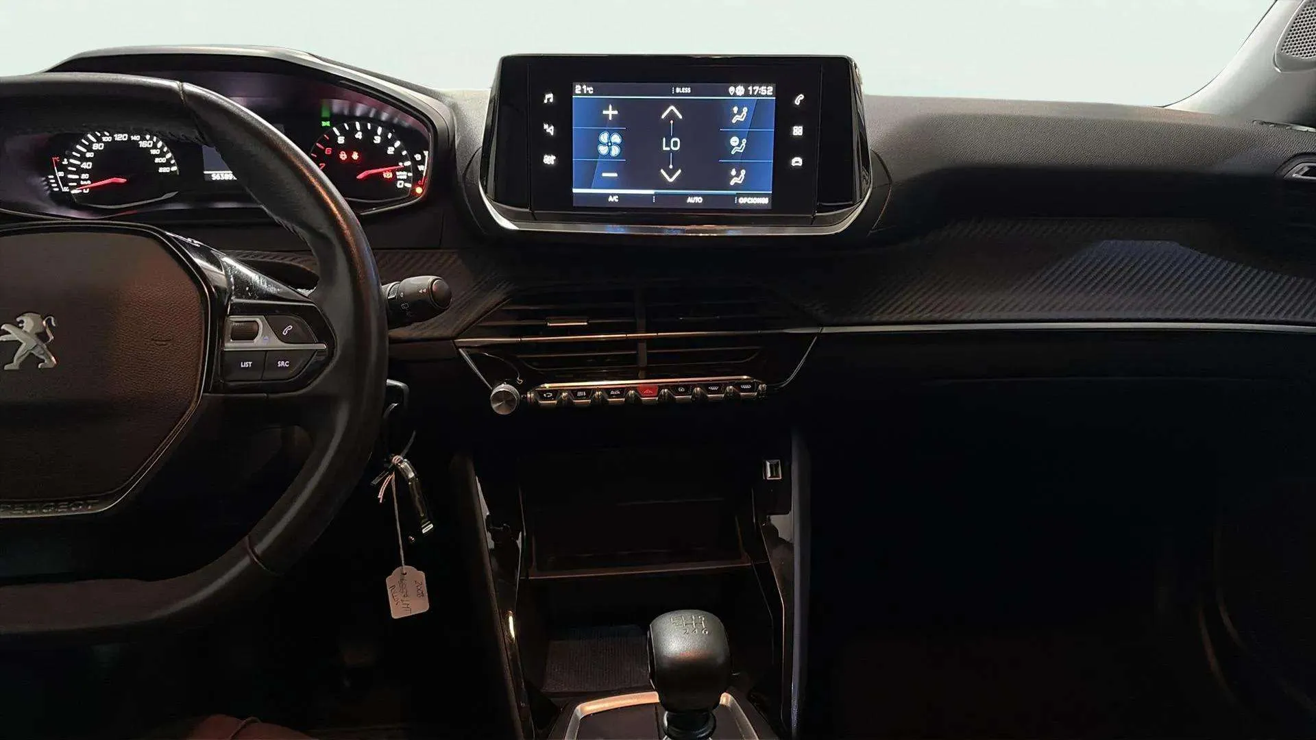 Peugeot 2008 Active PureTech 100 BVM6 - foto 11