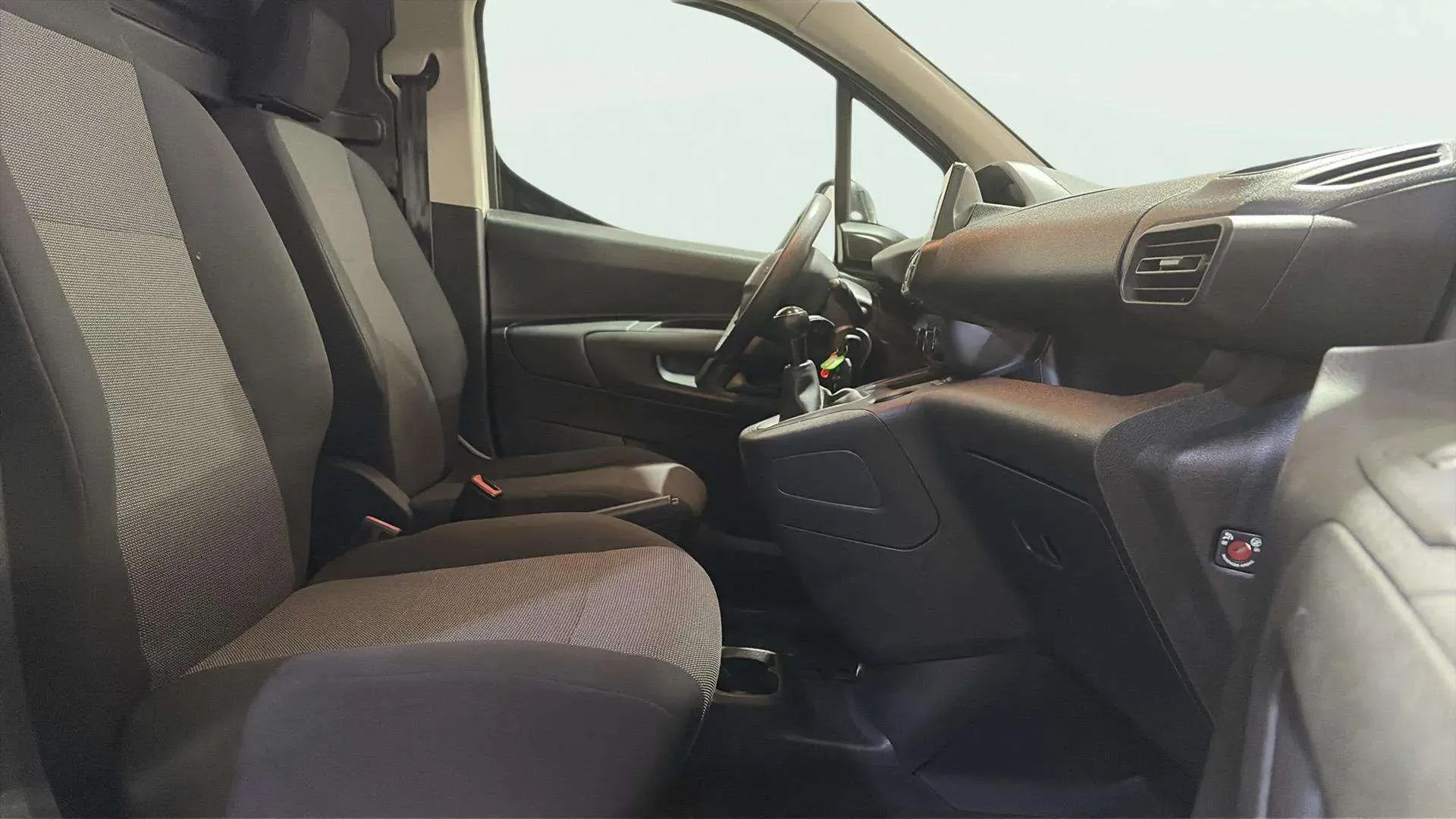 Peugeot Partner Asphalt Standard 600kg BlueHDi - foto 18