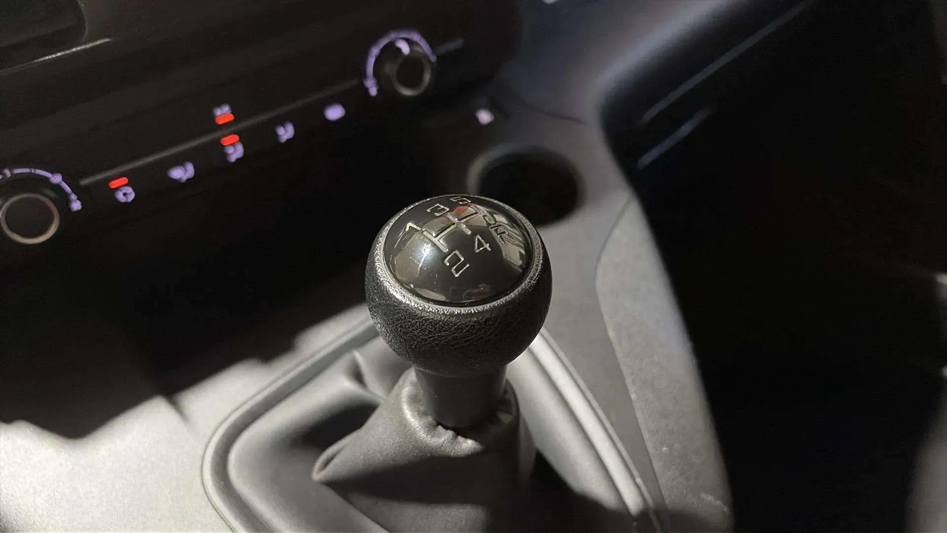 Peugeot Partner Asphalt Standard 600kg BlueHDi - foto 8