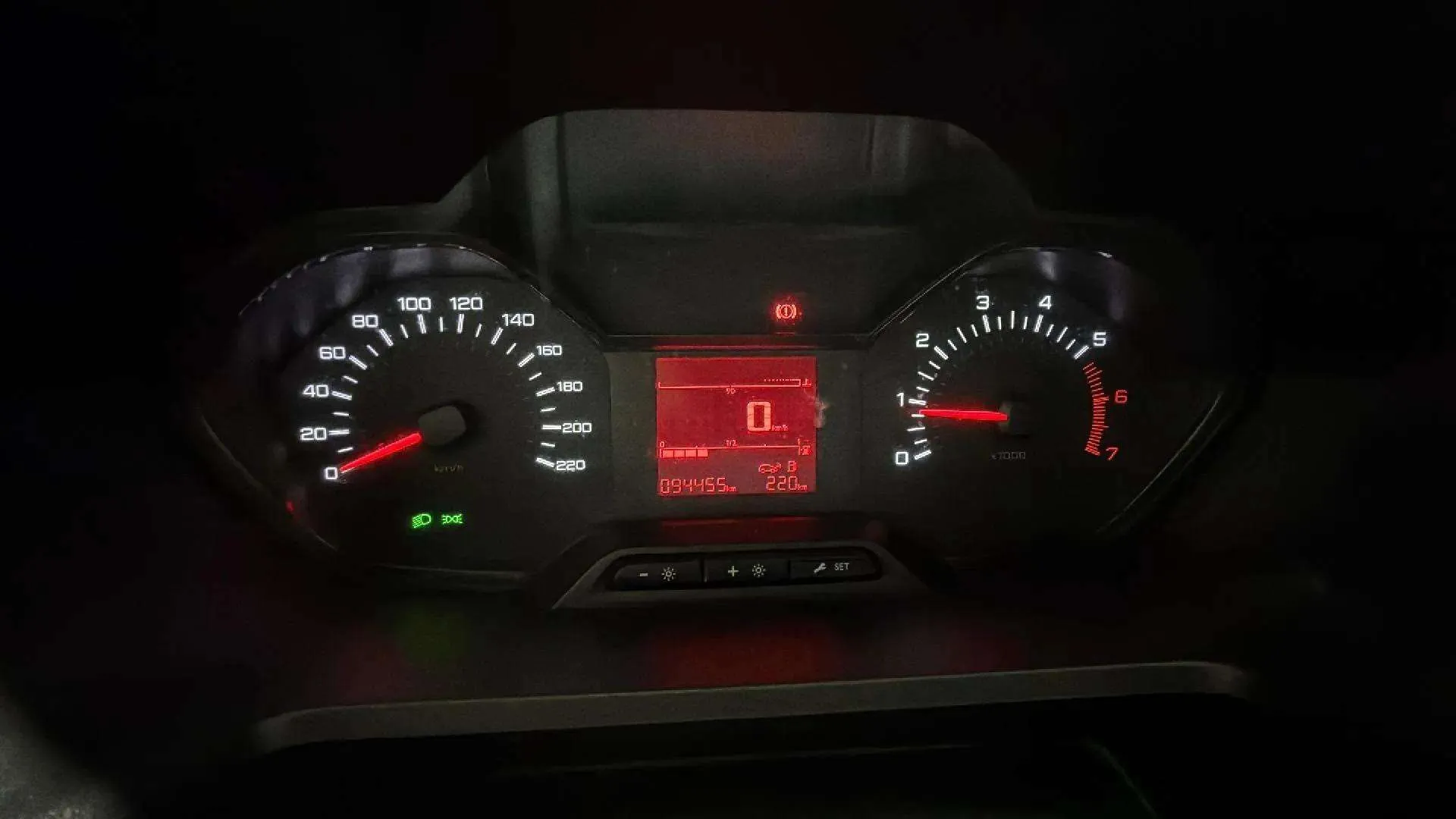 Peugeot Partner Asphalt Standard 600kg BlueHDi - foto 9