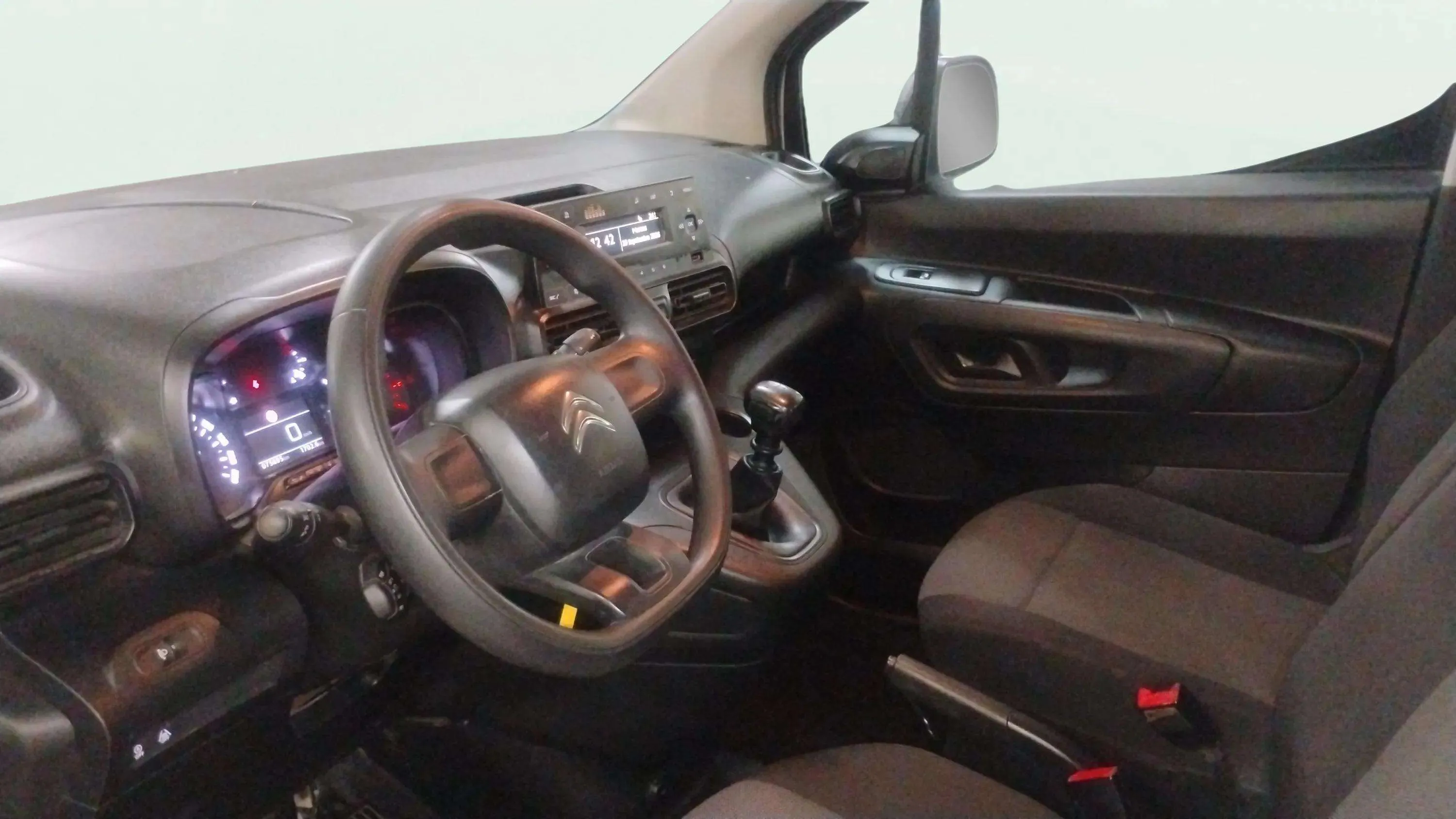 Citroën Berlingo Talla M BlueHDi 100 Live Pack - foto 6