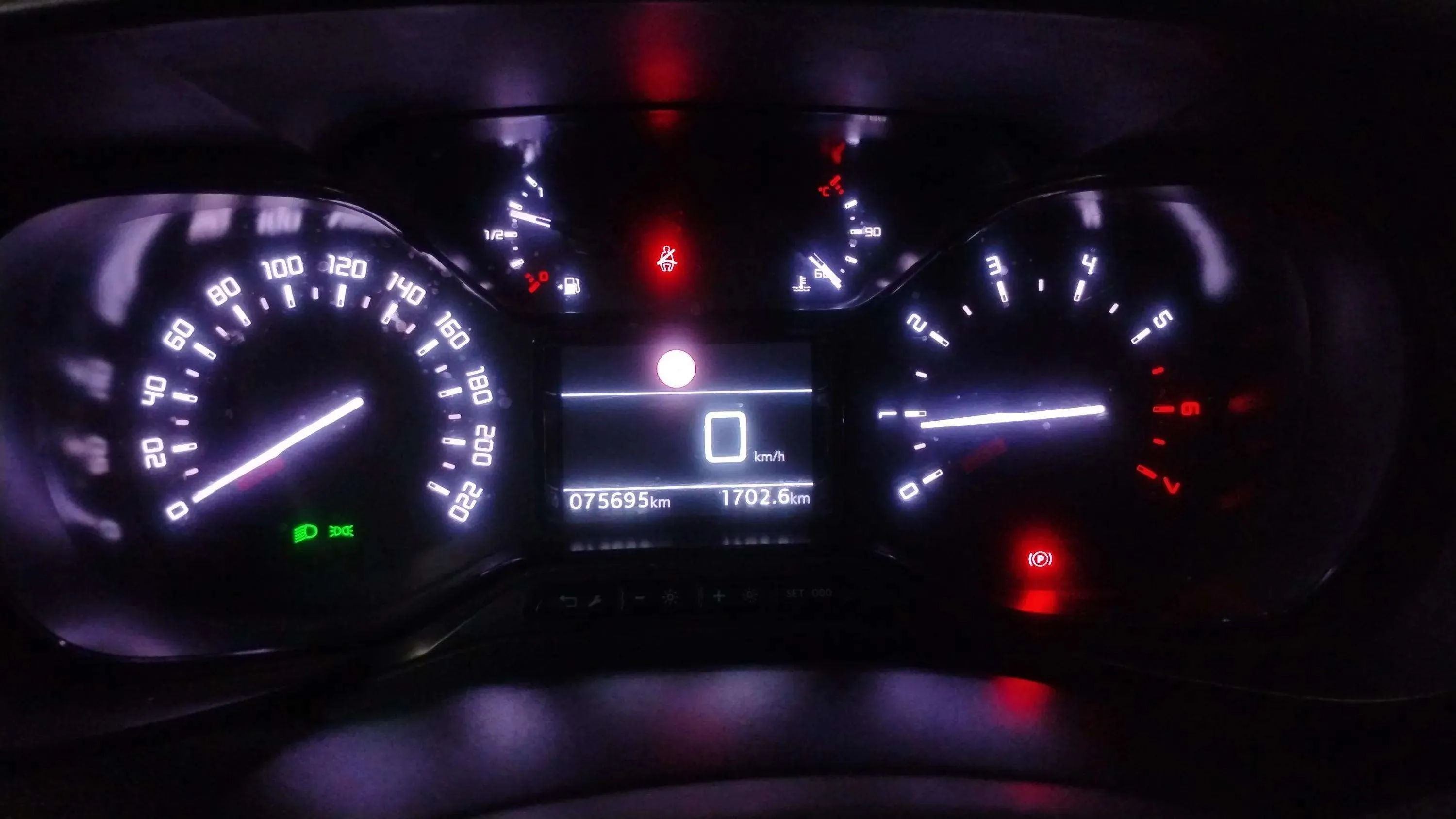 Citroën Berlingo Talla M BlueHDi 100 Live Pack - foto 16