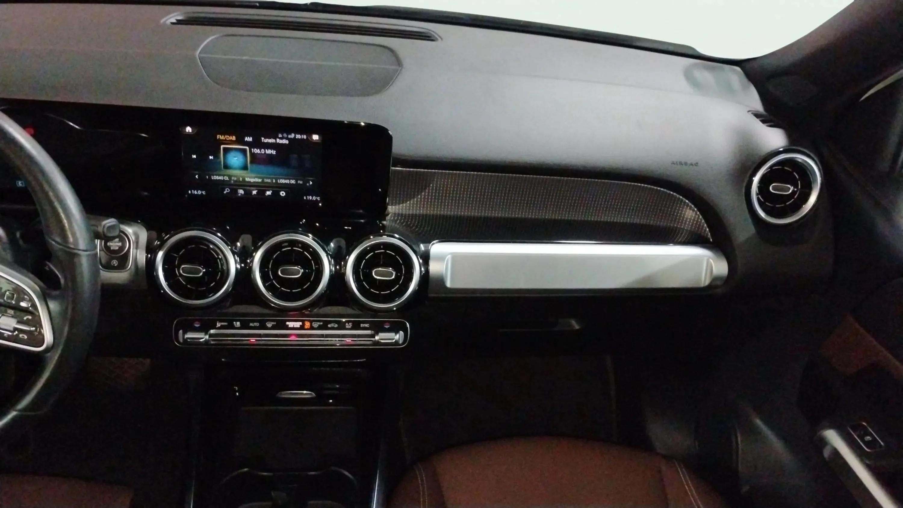 Mercedes-Benz GLB 2.0 GLB 220 D 4MATIC DCT - foto 19