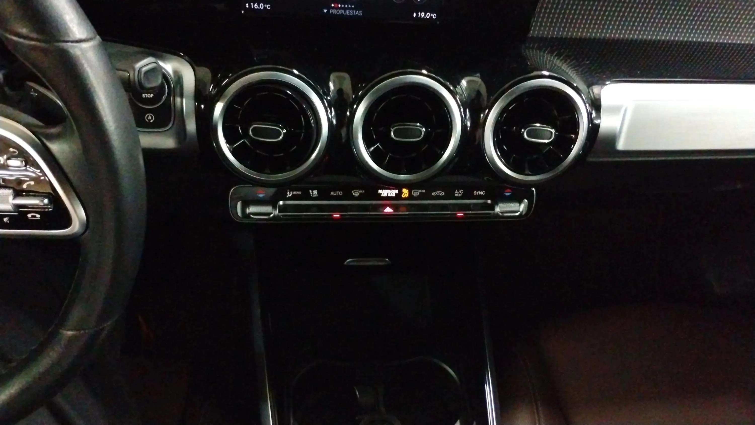 Mercedes-Benz GLB 2.0 GLB 220 D 4MATIC DCT - foto 27