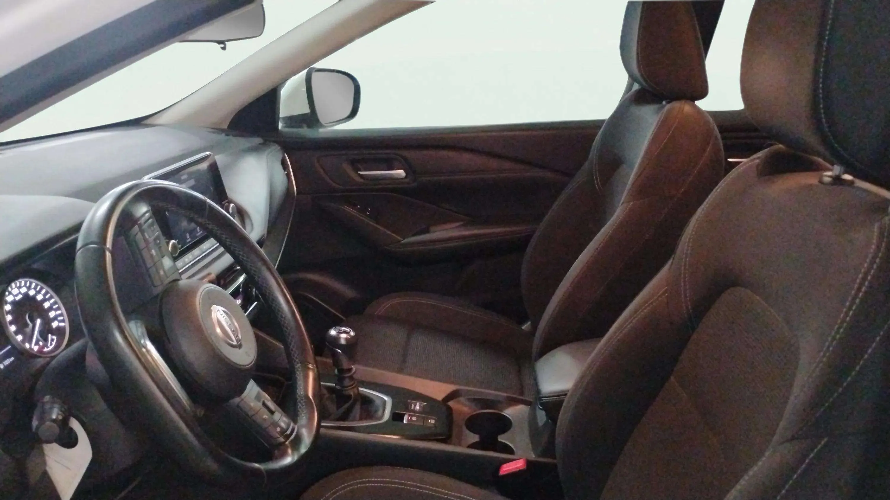 Nissan Qashqai DIG-T mHEV 4x2 Acenta - foto 7