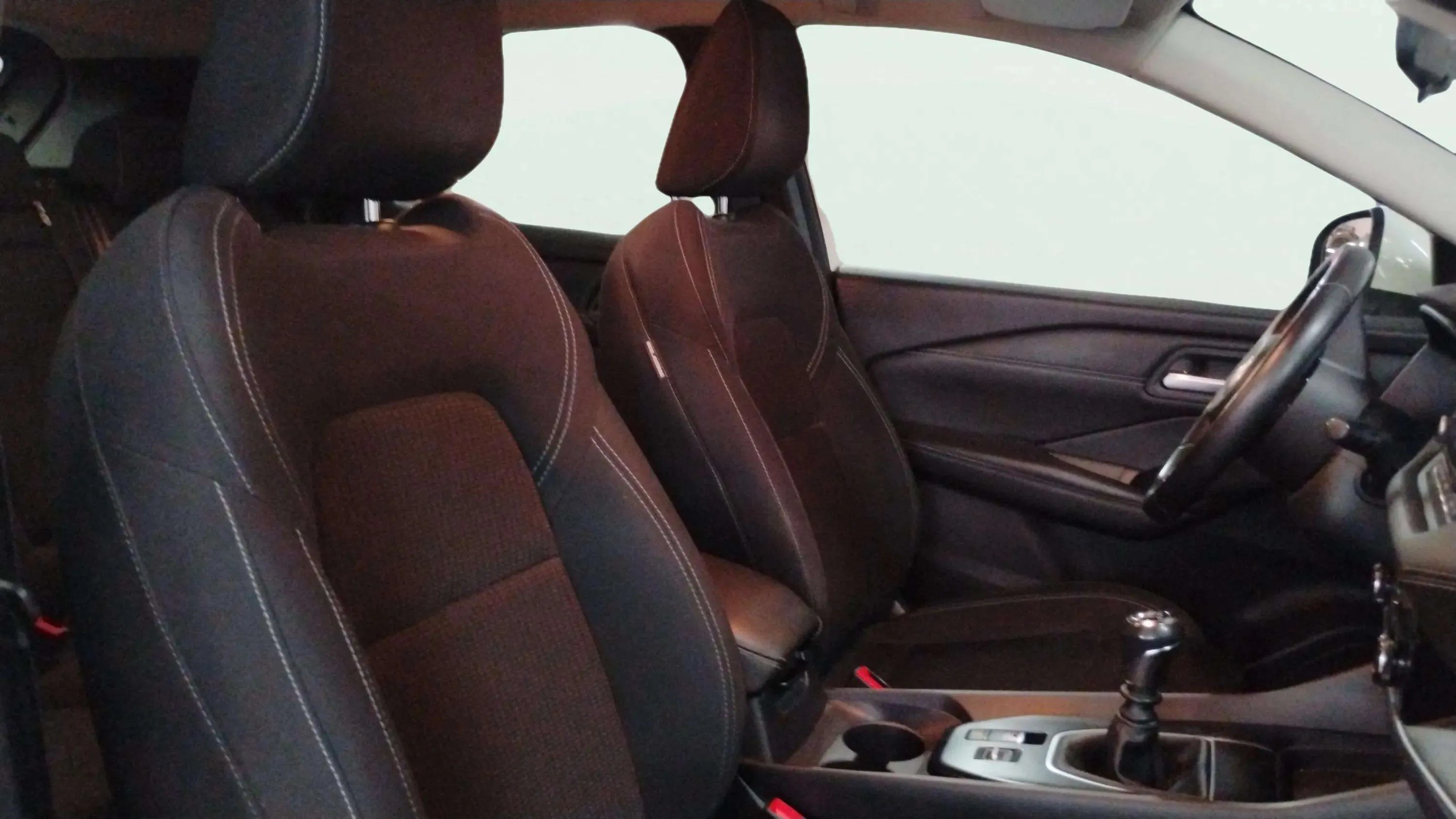 Nissan Qashqai DIG-T mHEV 4x2 Acenta - foto 12