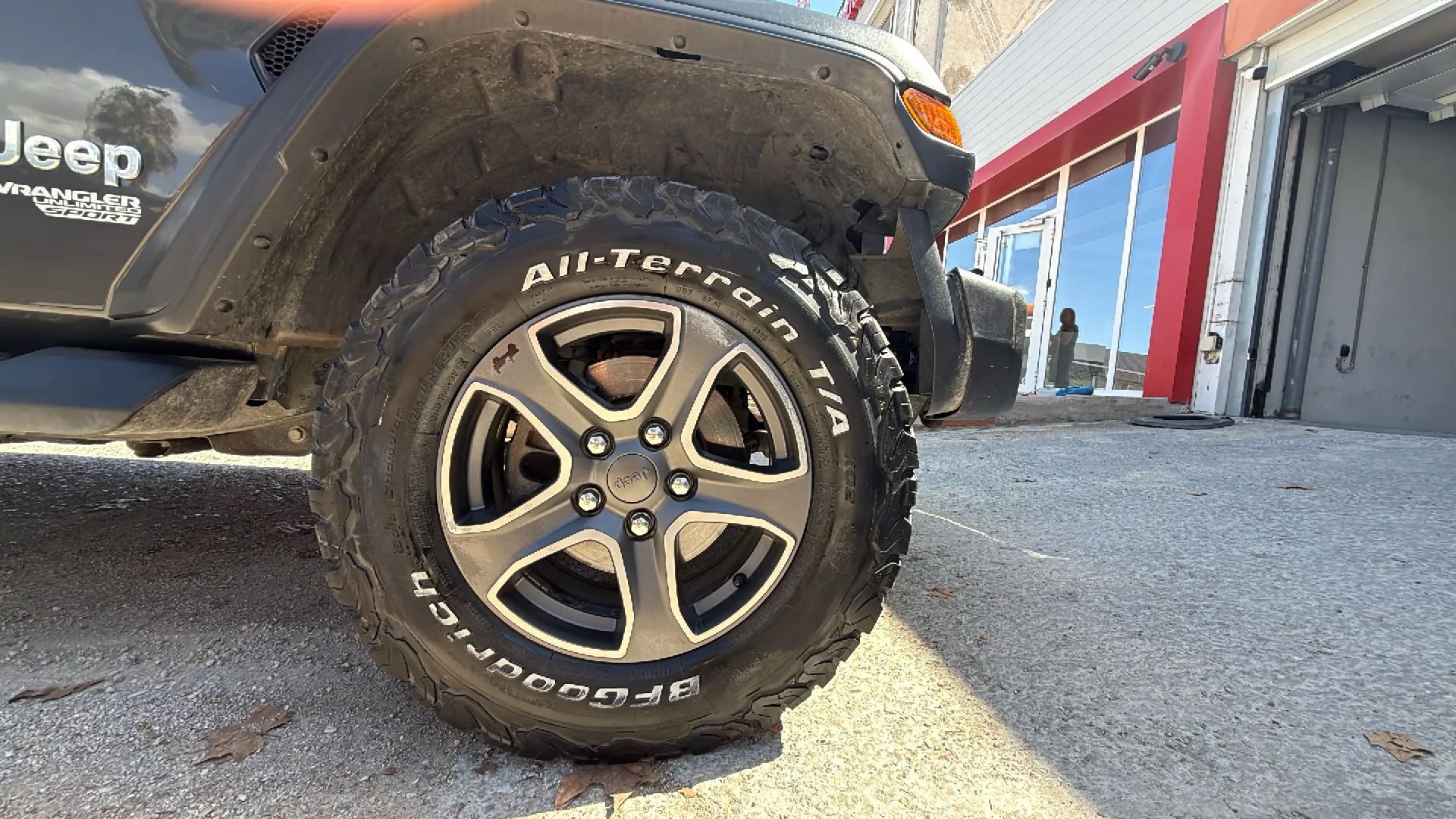 Jeep Wrangler Sport 2.2 CRD - foto 24