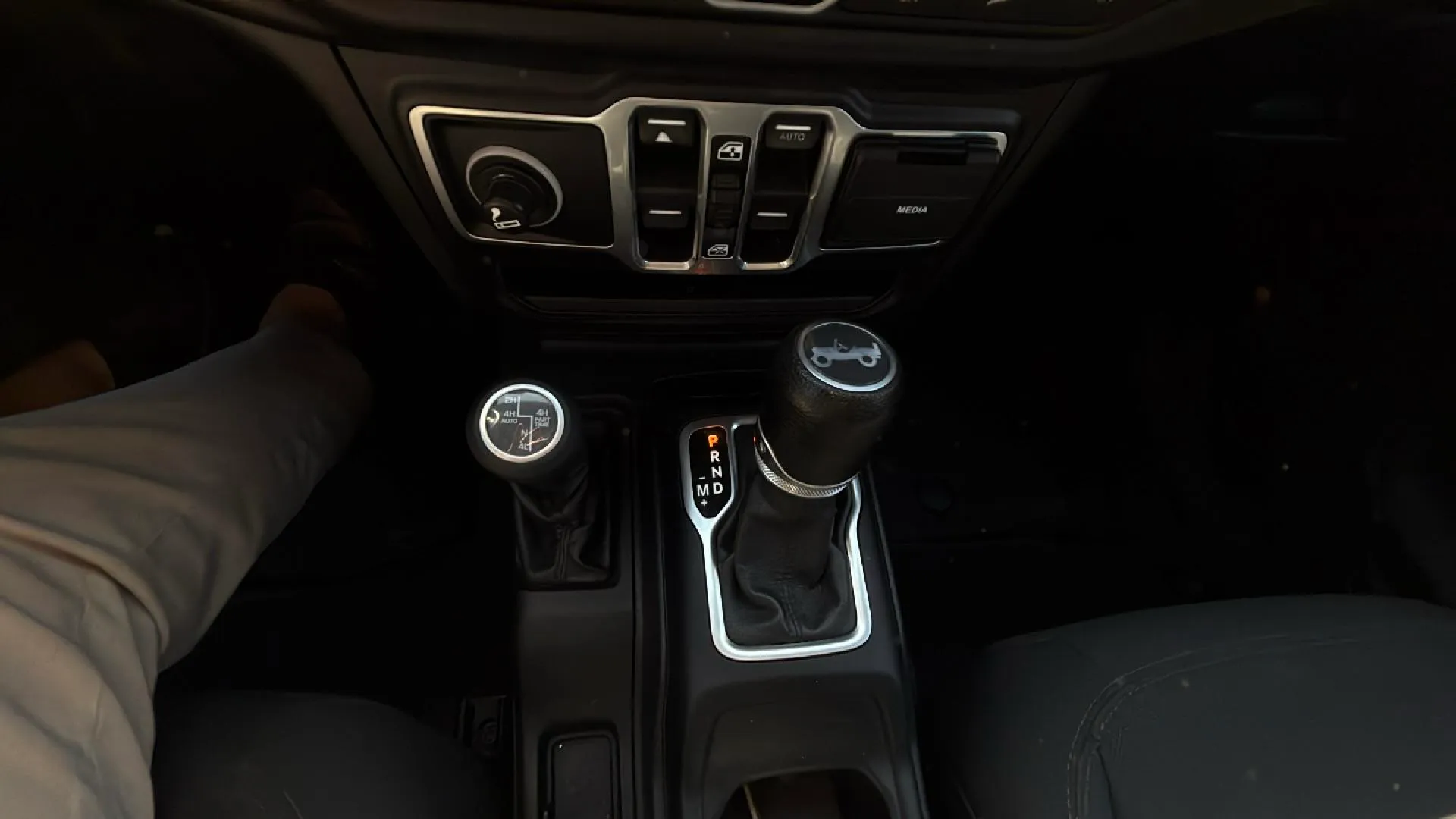 Jeep Wrangler Sport 2.2 CRD - foto 10