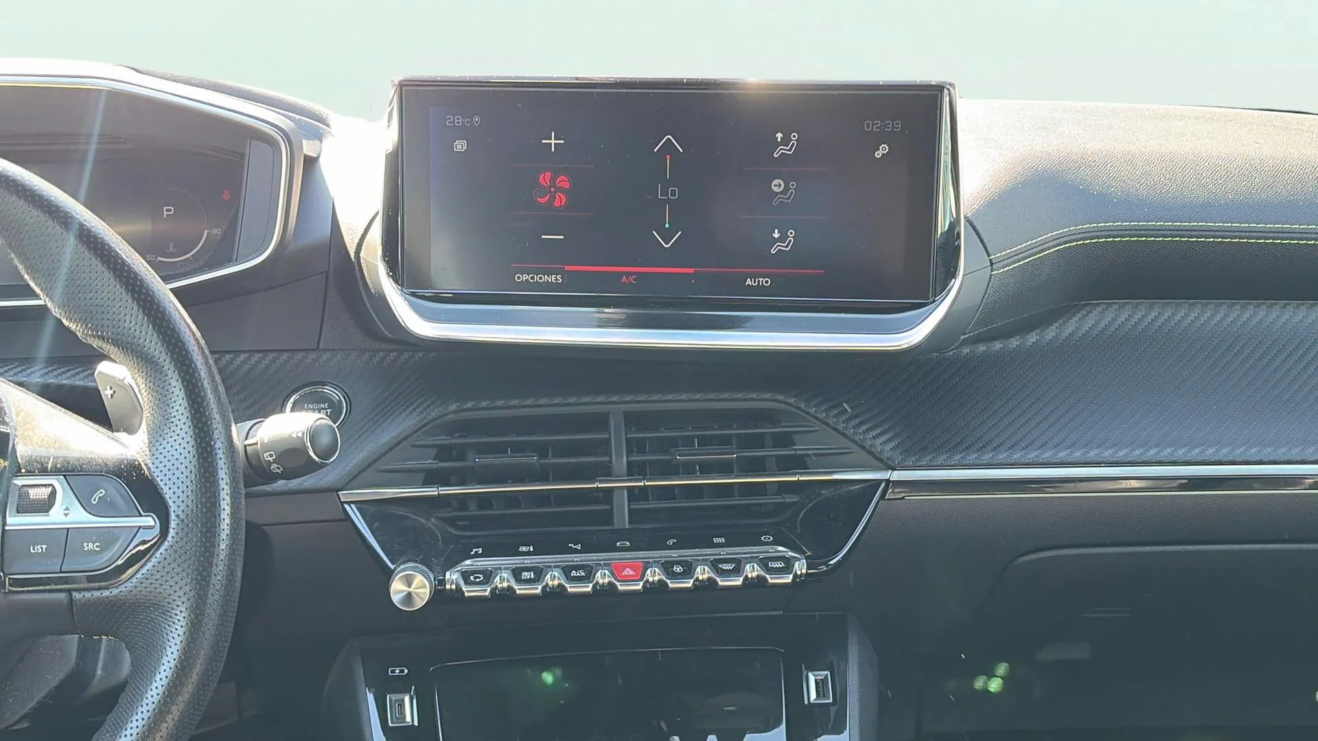 Peugeot 2008 GT Pack PureTech 130 EAT8 - foto 6