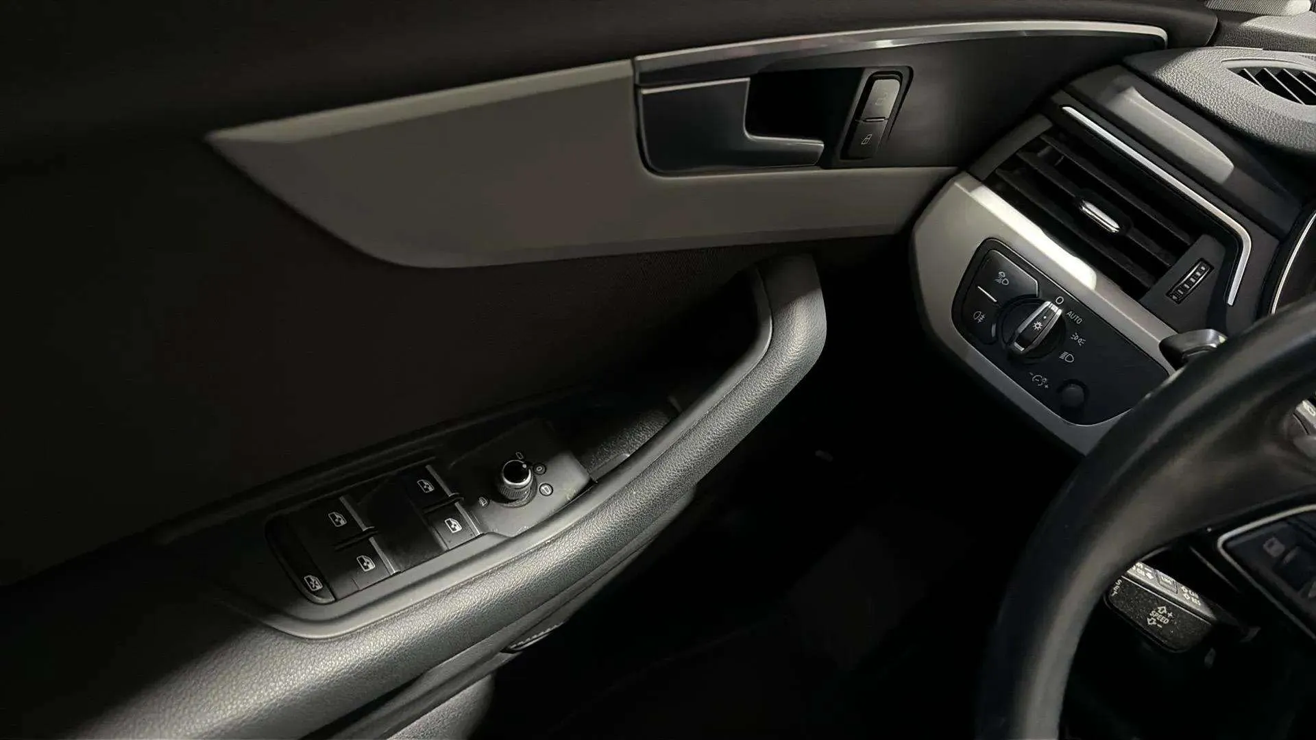 Audi A4 Avant Advanced 40 TDI S tronic - foto 16
