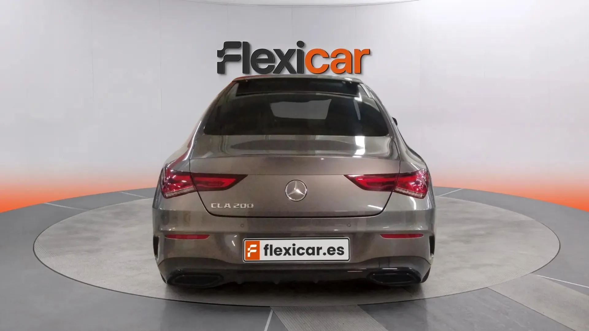 Mercedes-Benz CLA 200 - foto 4