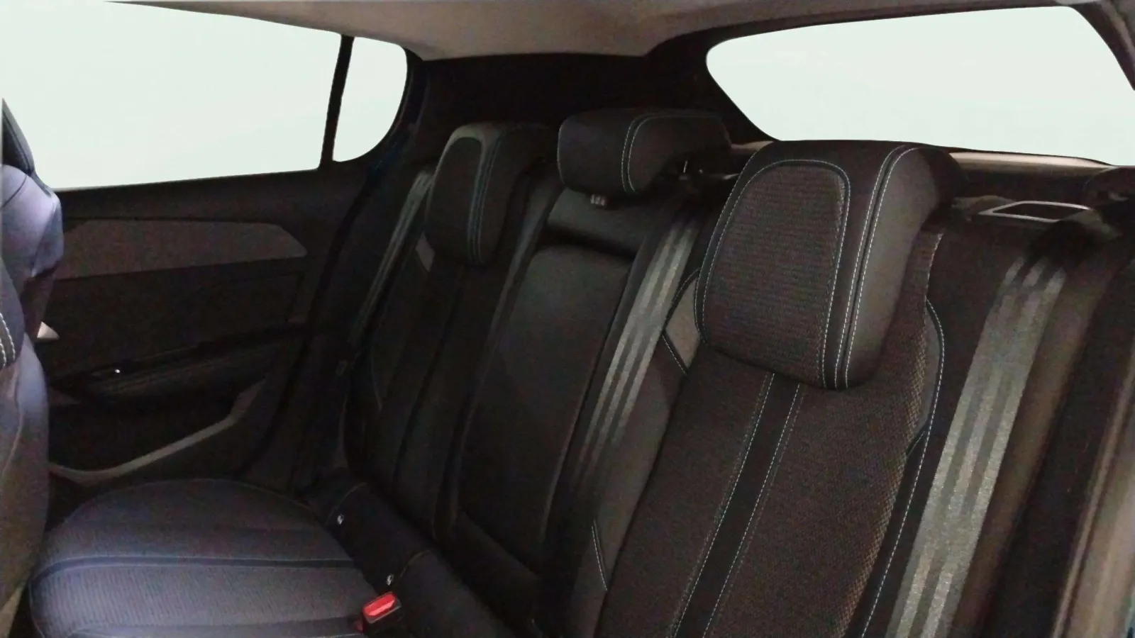 Peugeot 308 Allure PureTech 130 - foto 22