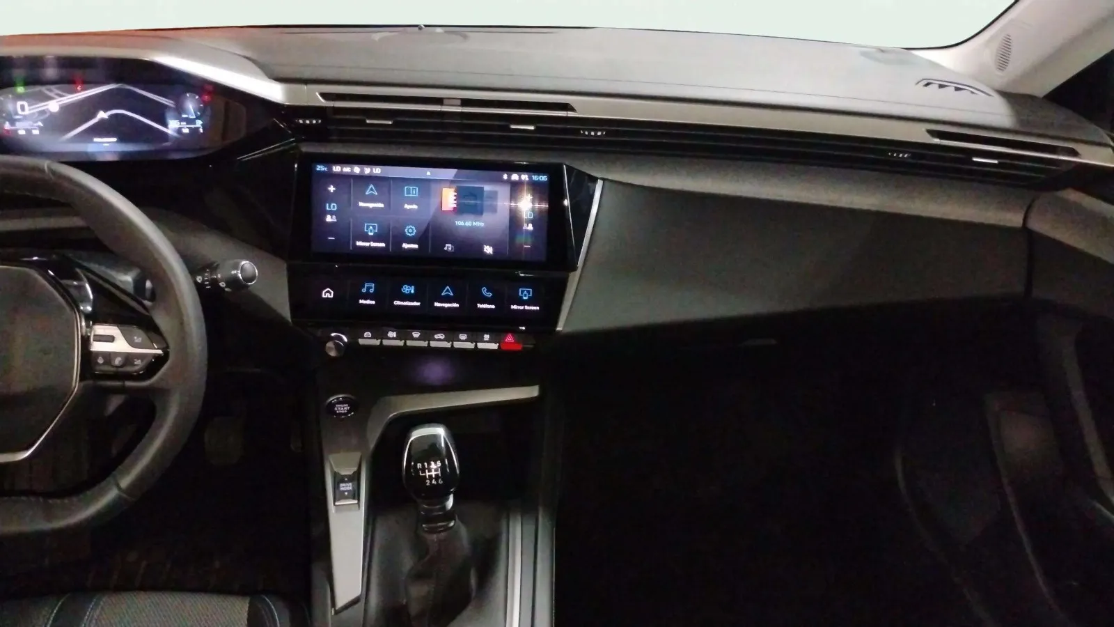 Peugeot 308 Allure PureTech 130 - foto 19