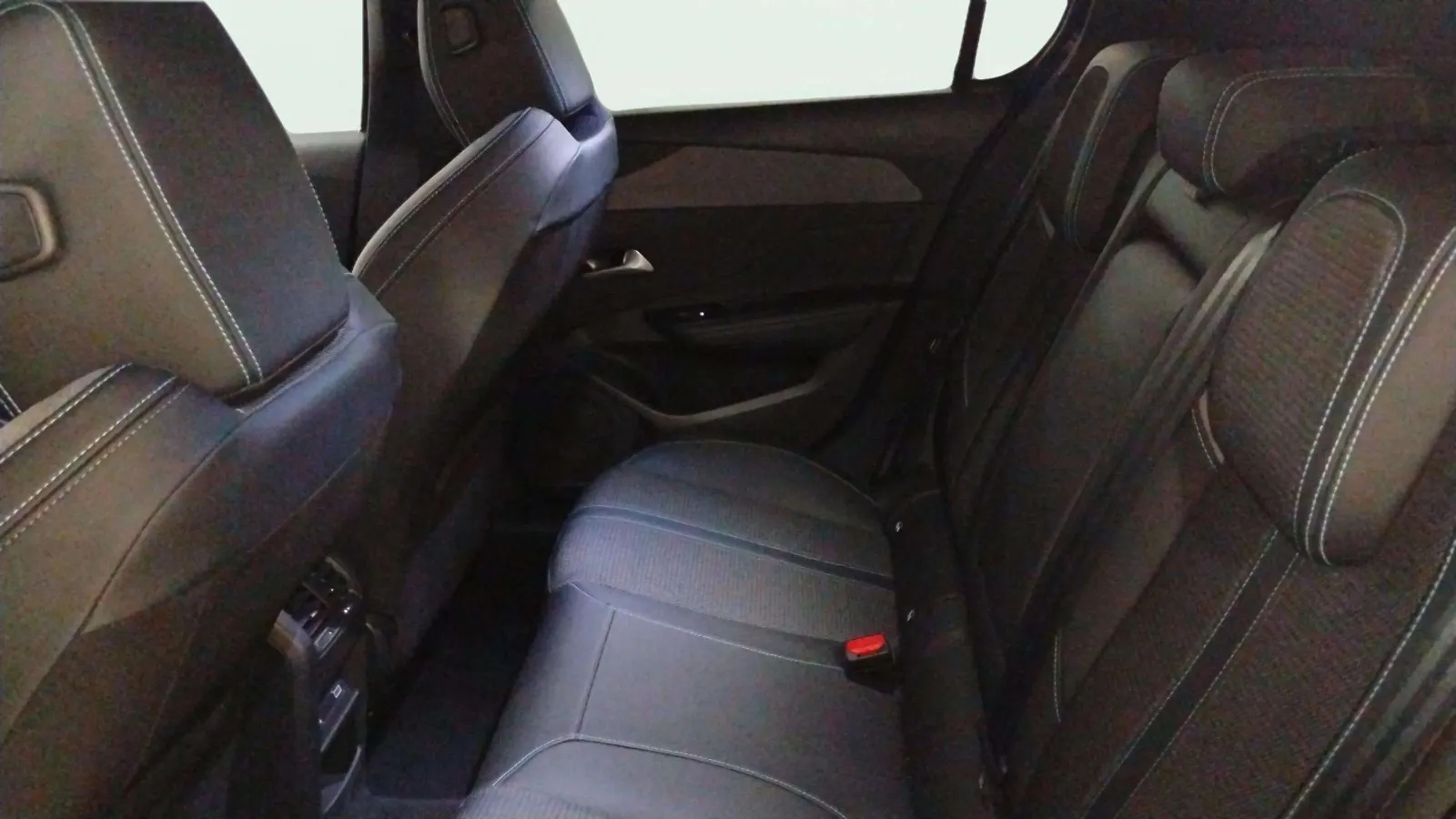 Peugeot 308 Allure PureTech 130 - foto 23
