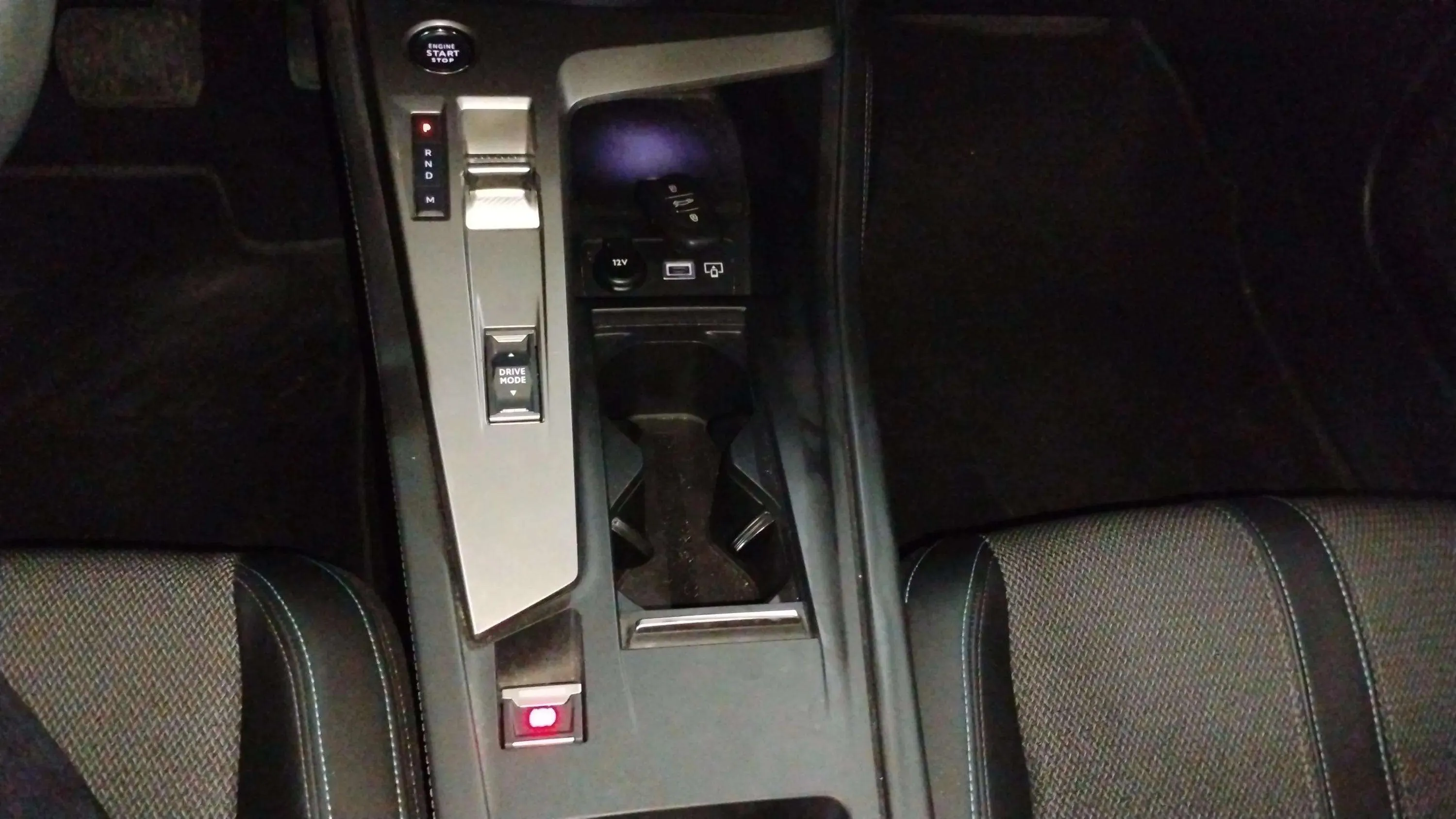 Peugeot 308 Active Pack PureTech 130 EAT8 - foto 24