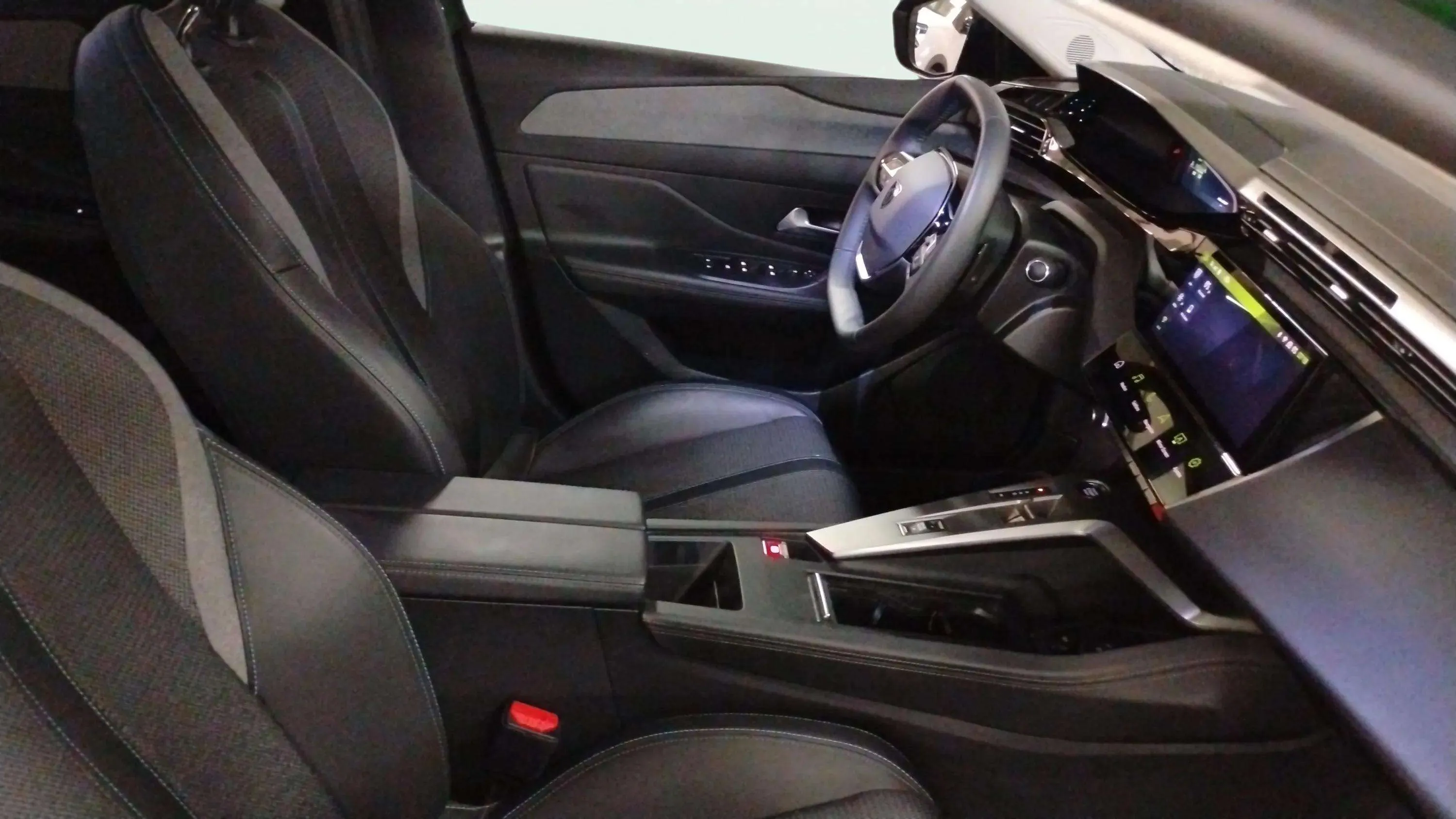 Peugeot 308 Active Pack PureTech 130 EAT8 - foto 10