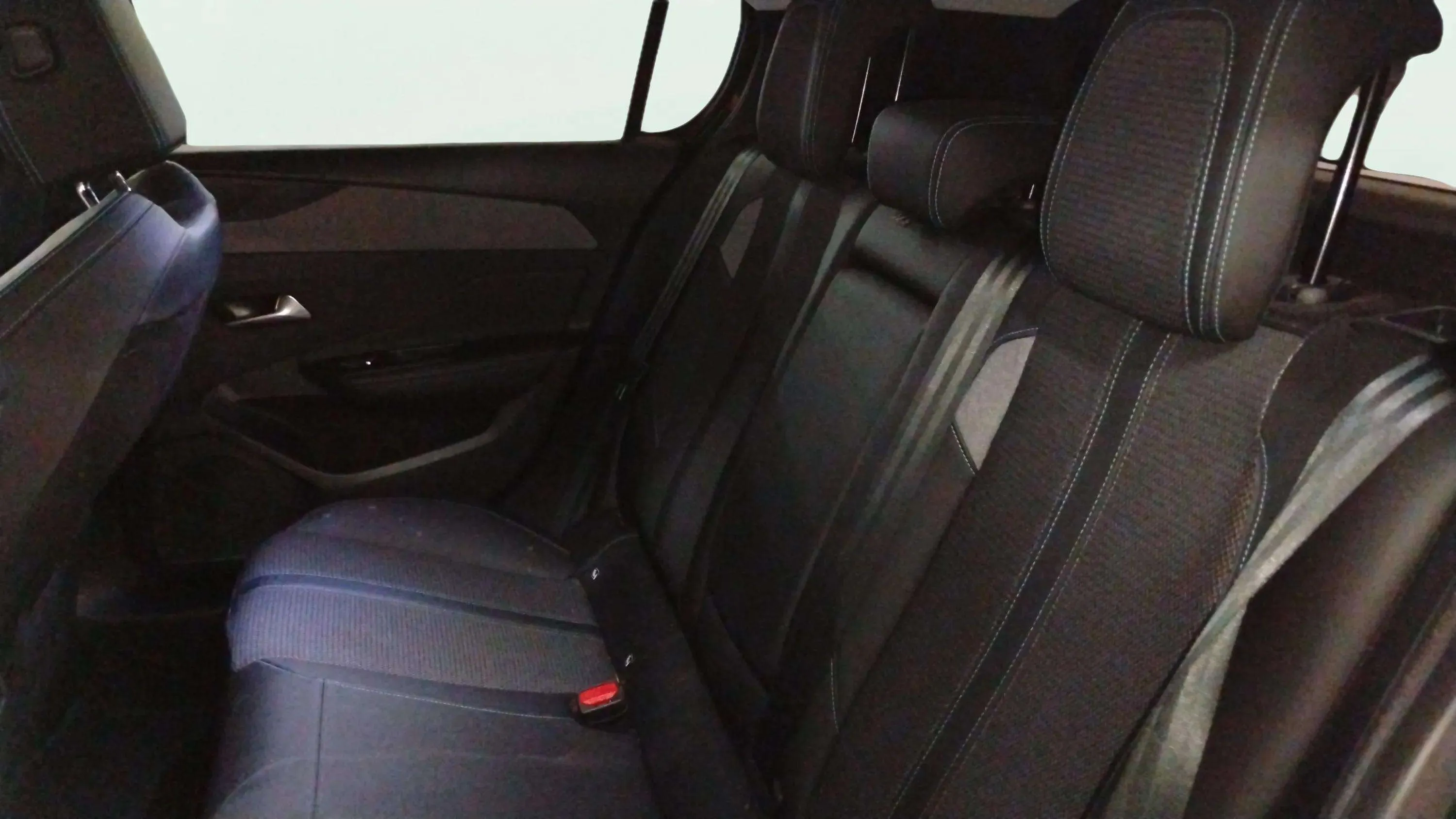 Peugeot 308 Active Pack PureTech 130 EAT8 - foto 15