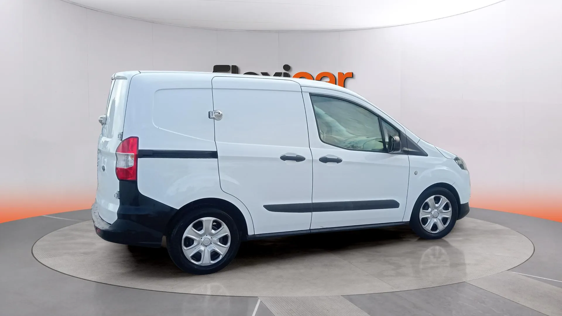 Ford Tourneo Courier 1.5 TDCi Ambiente - foto 10