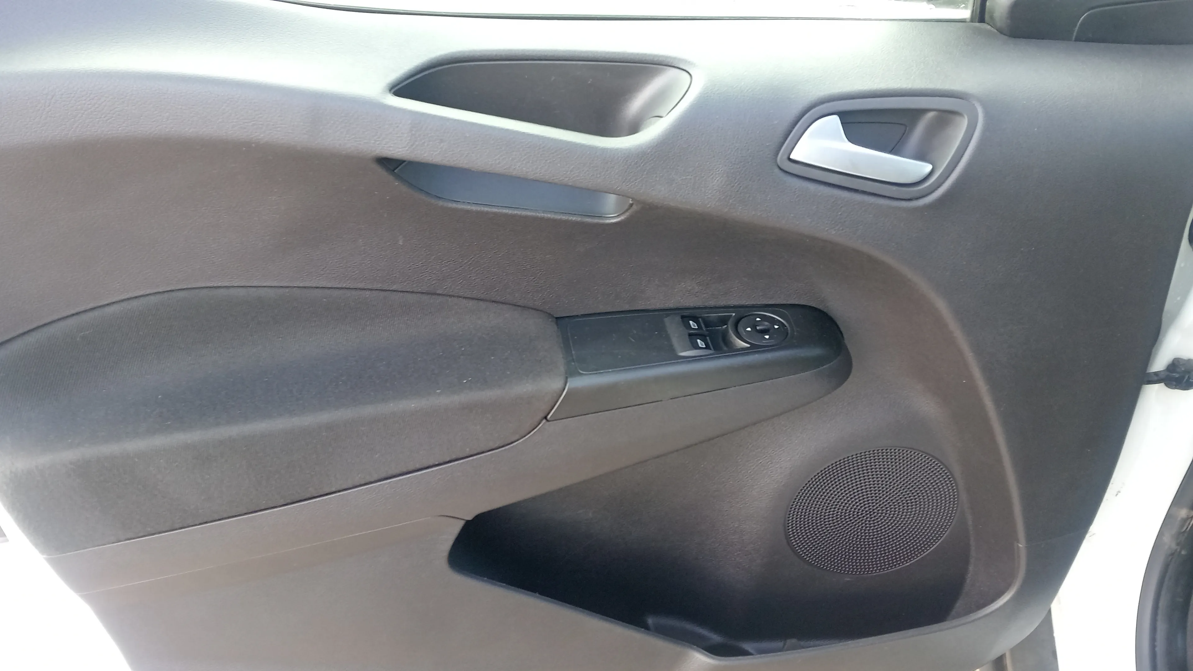 Ford Tourneo Courier 1.5 TDCi Ambiente - foto 20