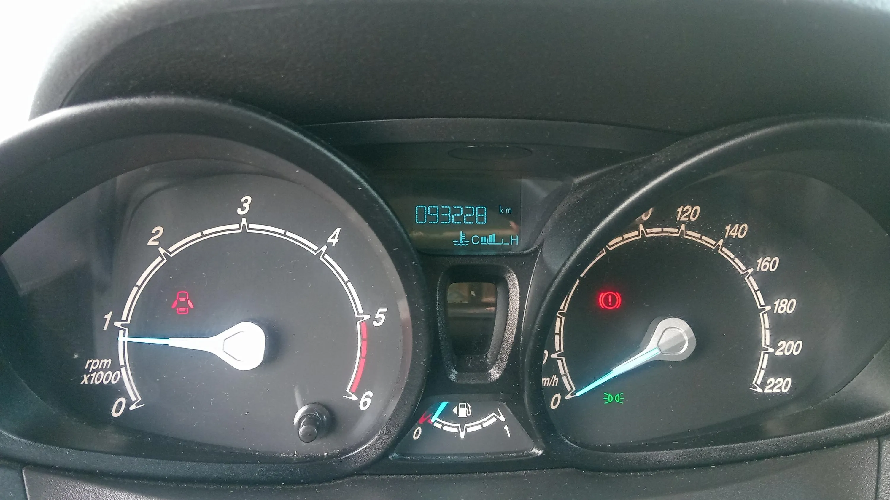 Ford Tourneo Courier 1.5 TDCi Ambiente - foto 16