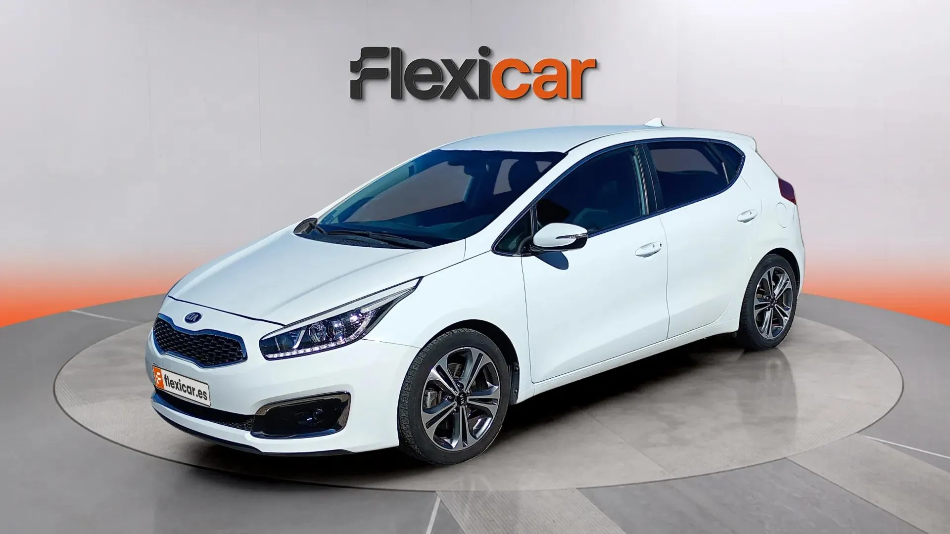 Kia Ceed 1.6 CRDi VGT Drive - foto 2