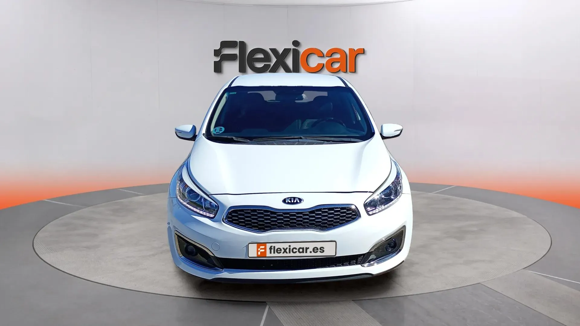 Kia Ceed 1.6 CRDi VGT Drive - foto 7