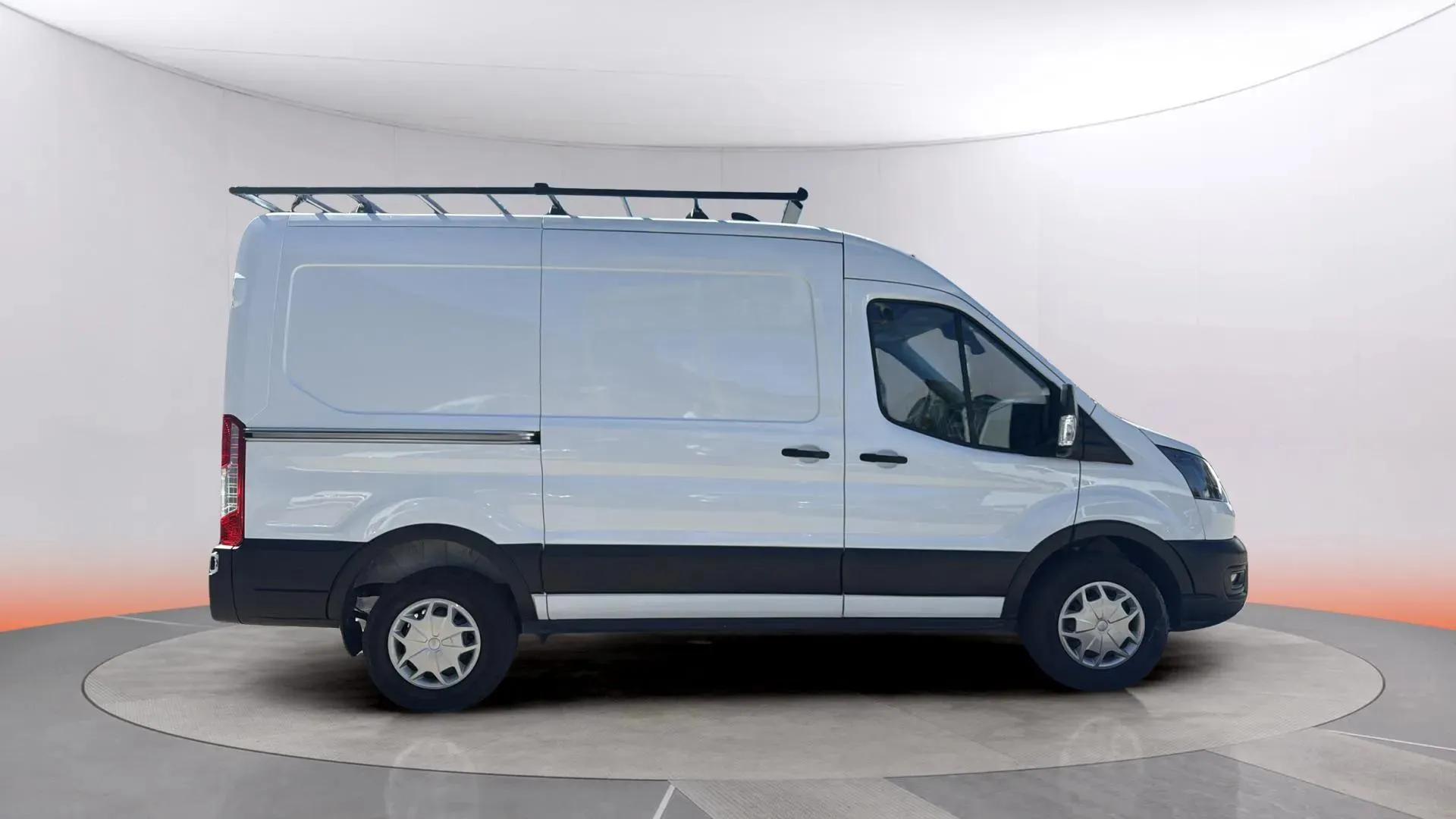 Ford Transit 310 L2H2 Van Trend FWD - foto 2