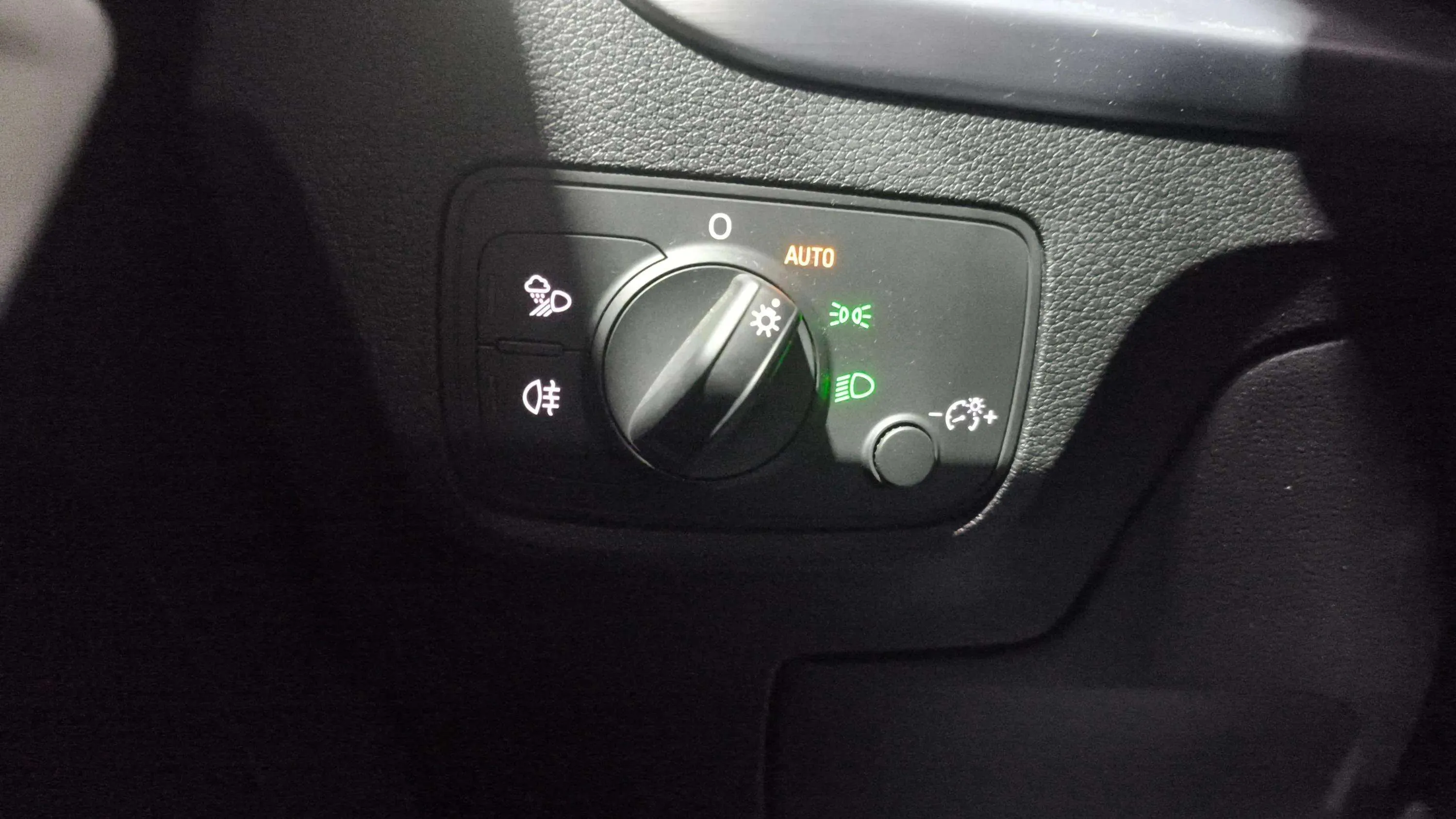Audi Q2 Advanced 1.6 TDI - foto 20
