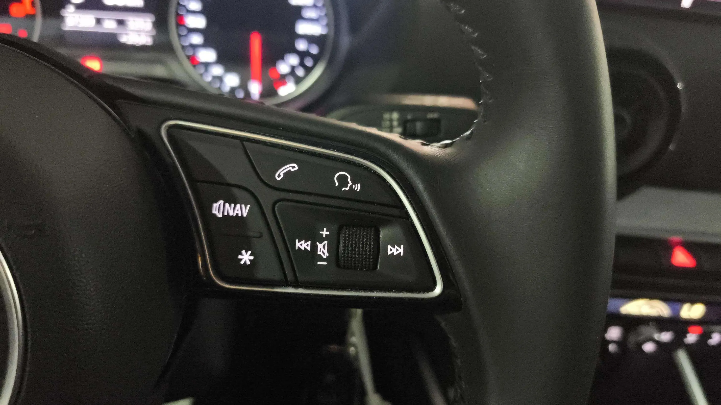 Audi Q2 Advanced 1.6 TDI - foto 18