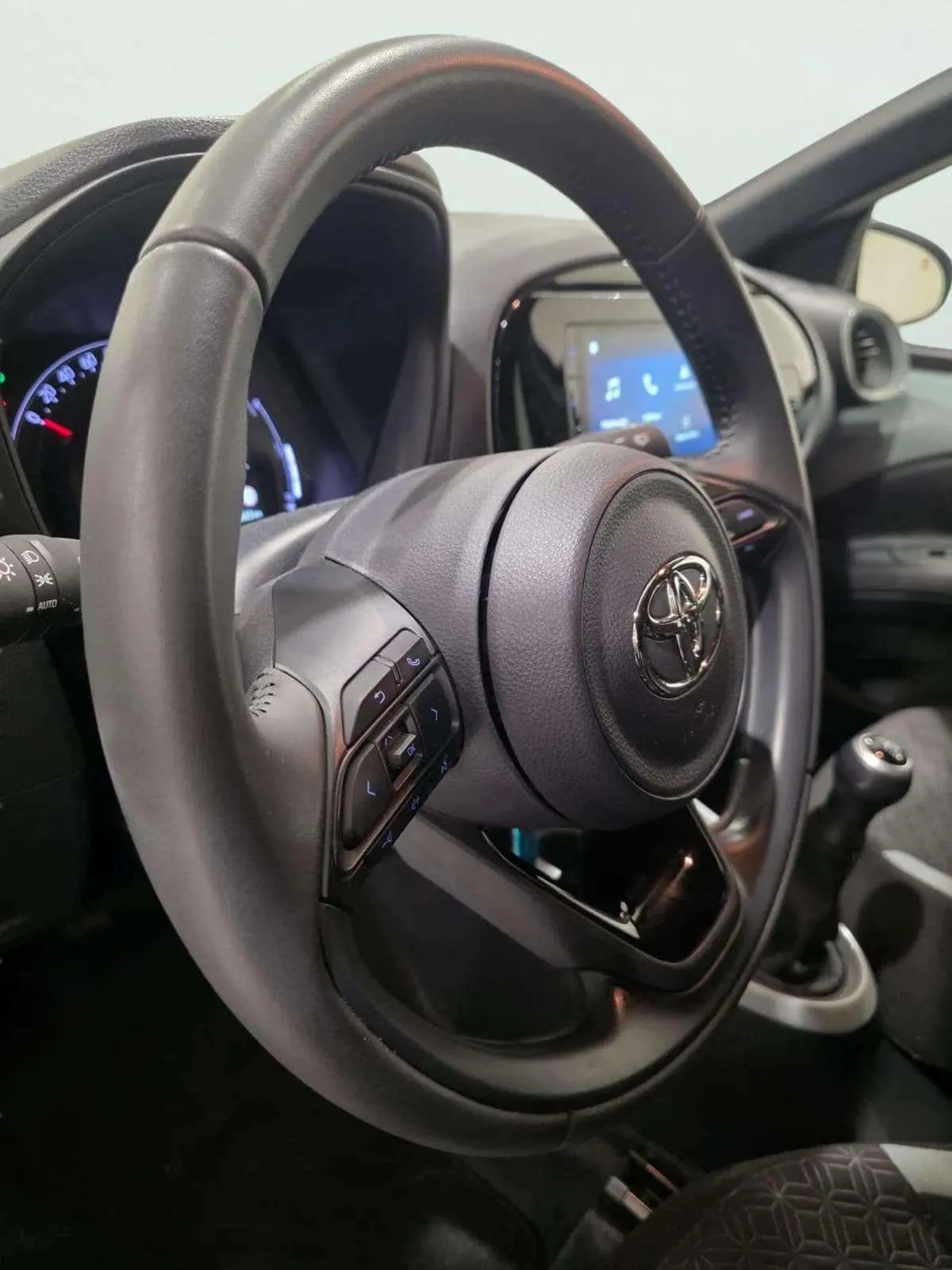 Toyota Aygo X 1.0 VVT-I Play - foto 13