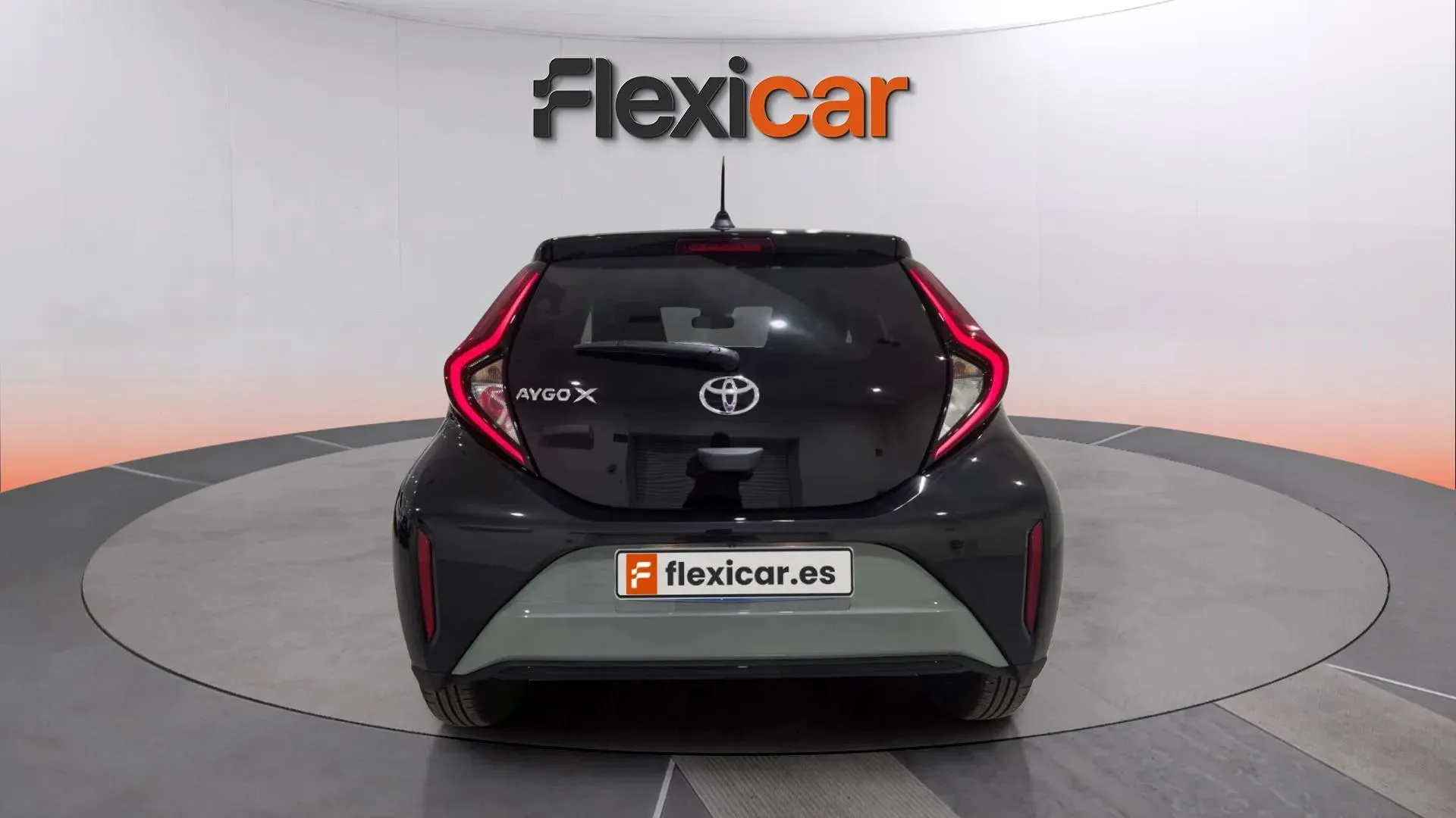 Toyota Aygo X 1.0 VVT-I Play - foto 6