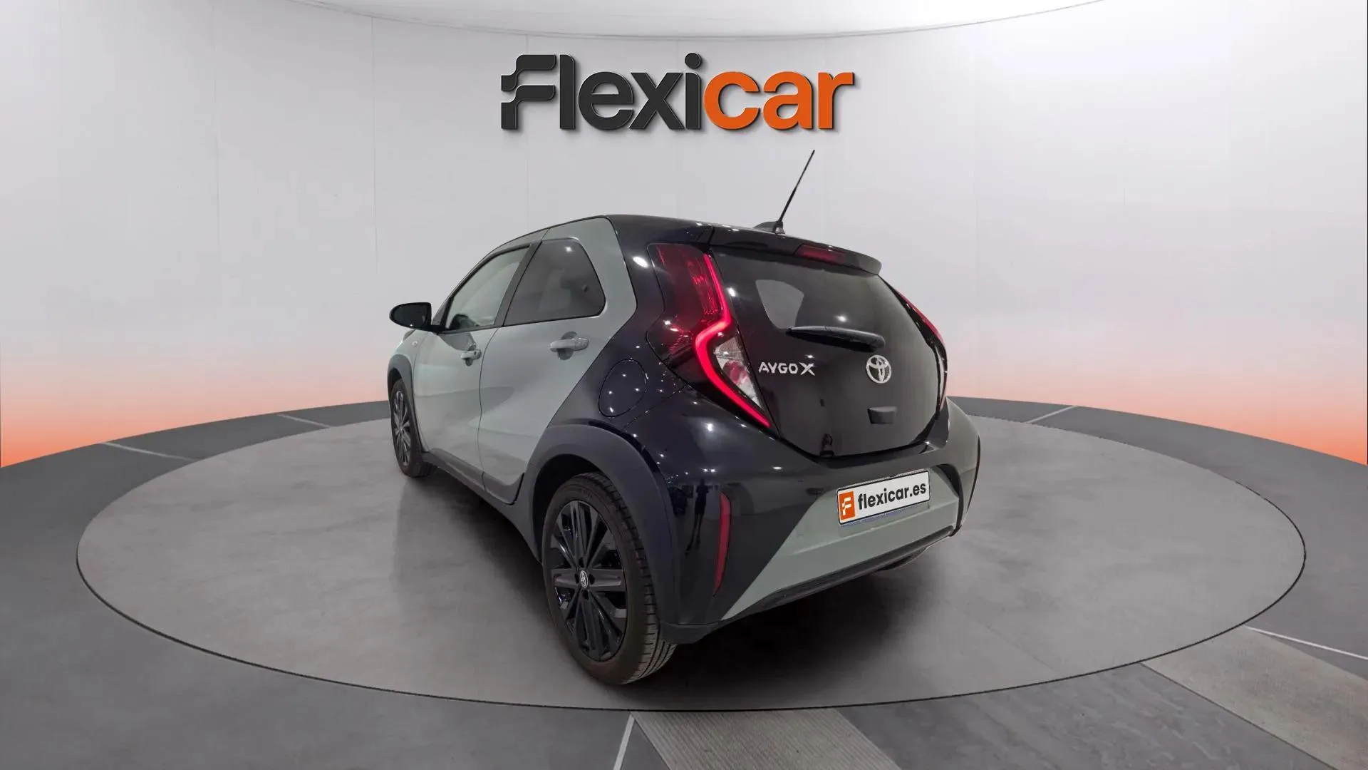 Toyota Aygo X 1.0 VVT-I Play - foto 5