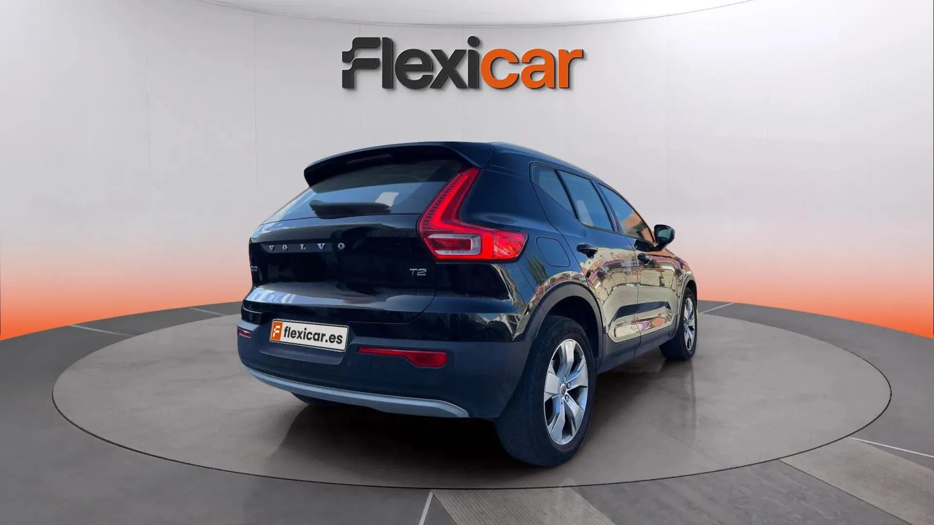 Volvo XC40 1.5 T2 Momentum - foto 5