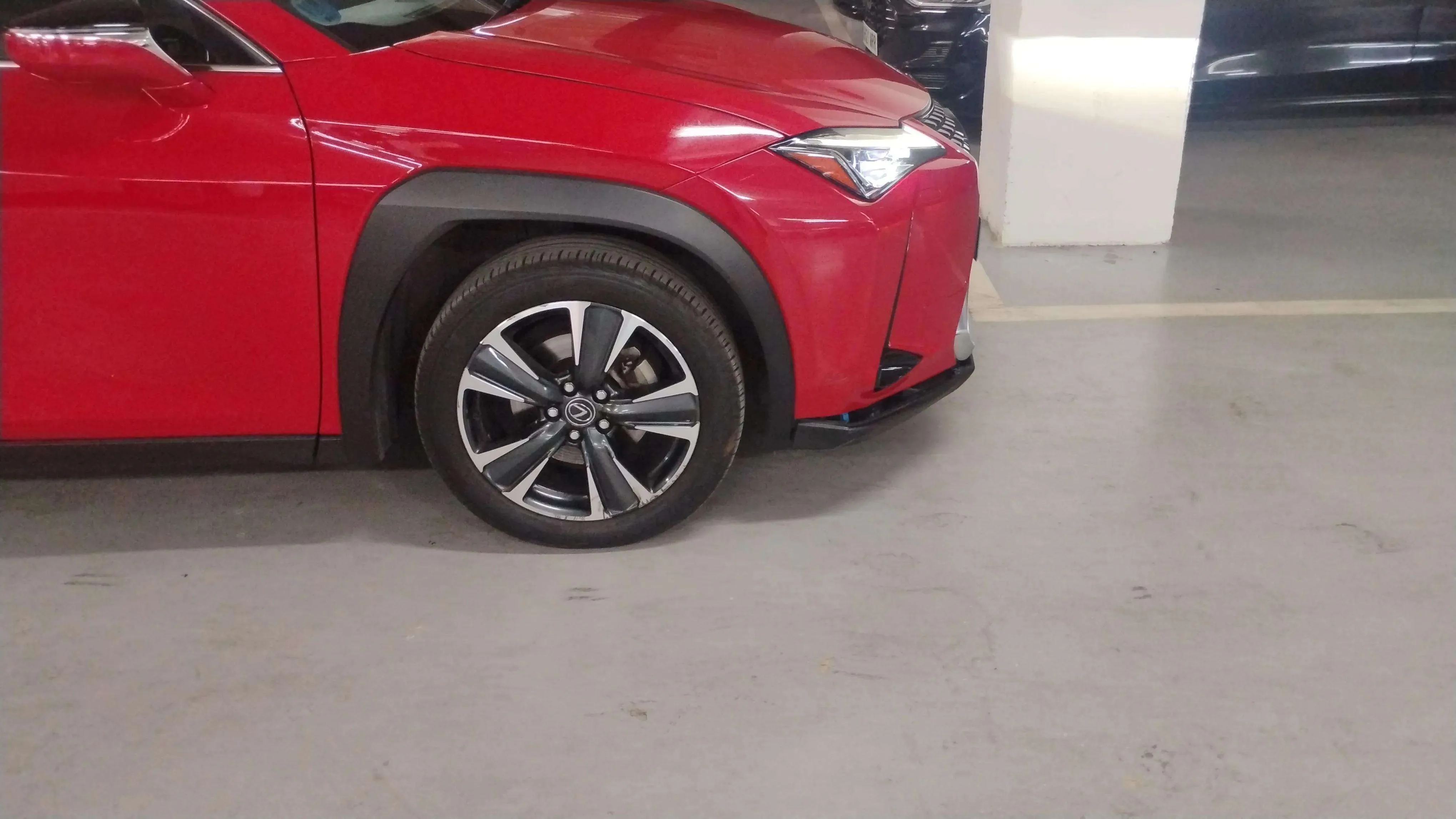 Lexus UX 2.0 250h Business - foto 28