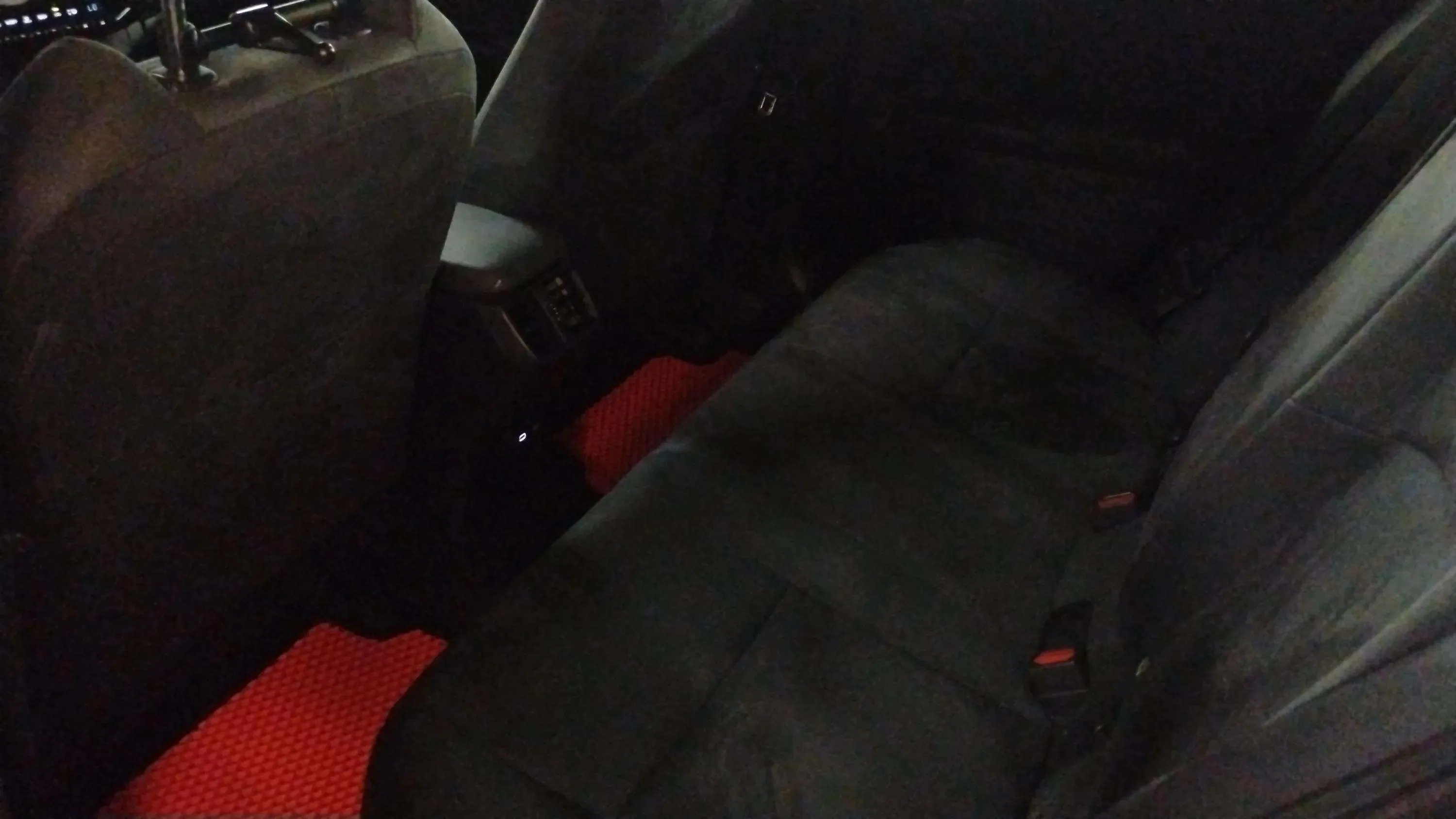Lexus UX 2.0 250h Business - foto 9