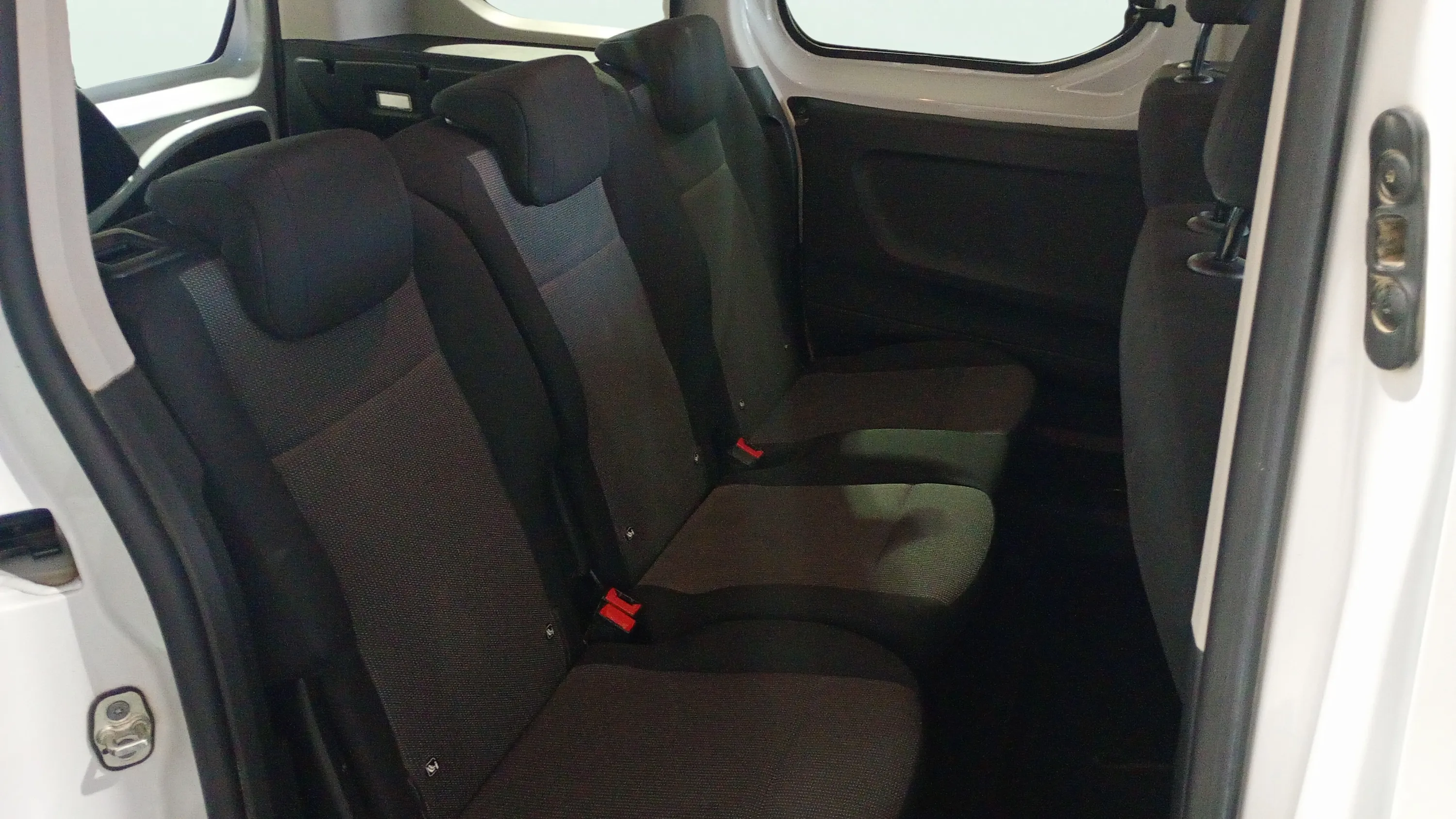 Citroën Berlingo Talla M BlueHDi 100 Shine - foto 13